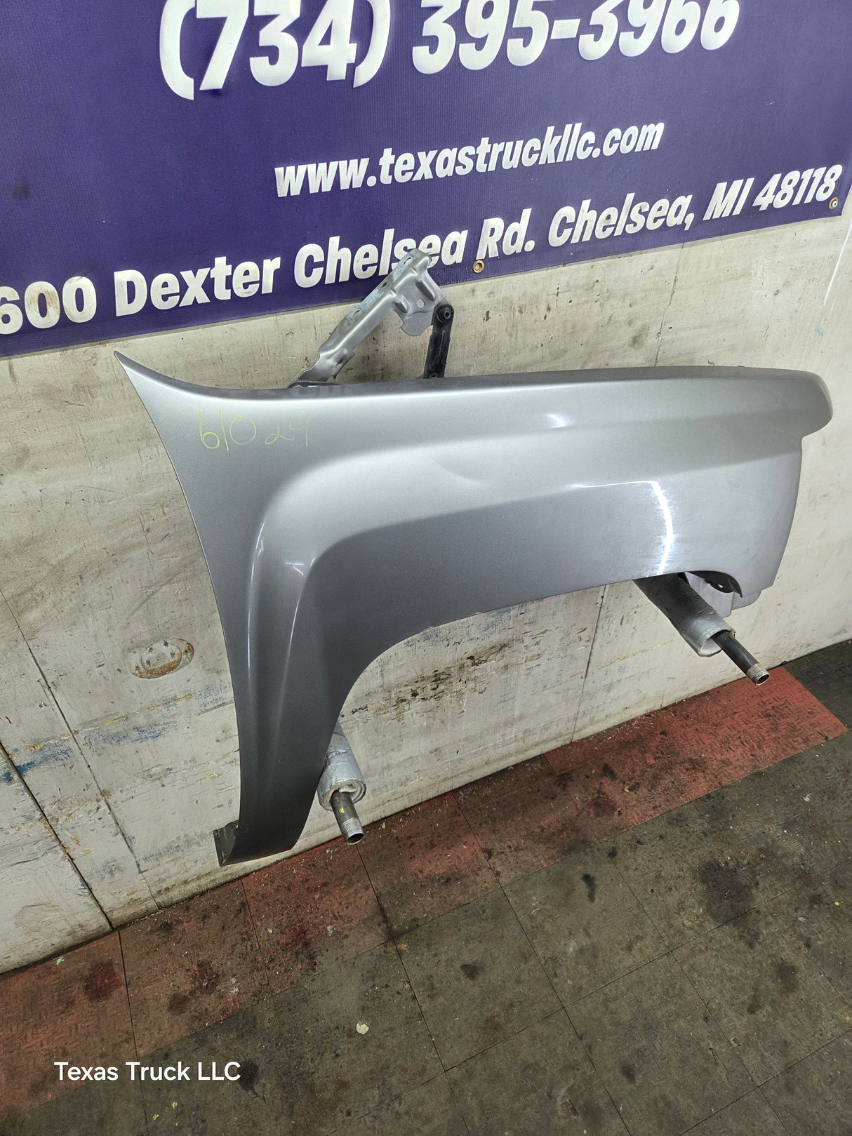 2007-2013 Chevrolet Silverado Passenger Side Front RH Fender 1500 2500 3500 HD