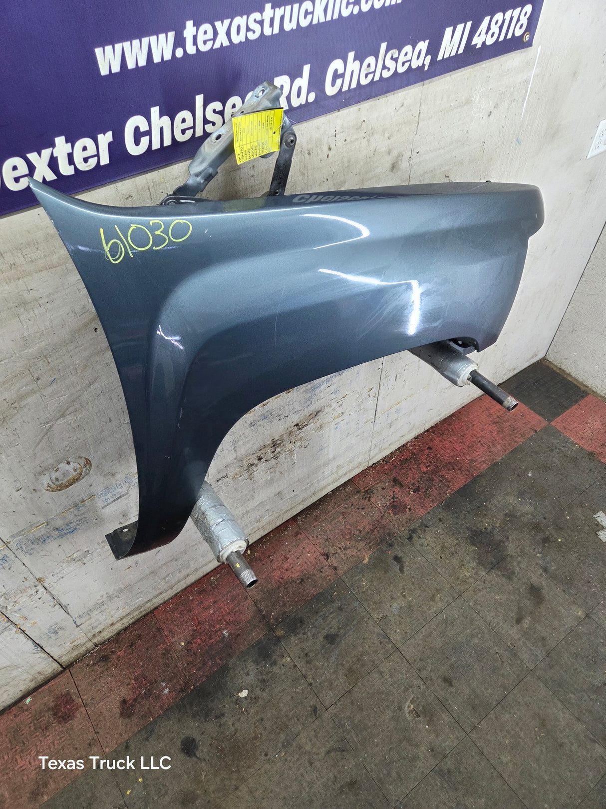 2007-2013 Chevrolet Silverado Passenger Side Front RH Fender 1500 2500 3500 HD