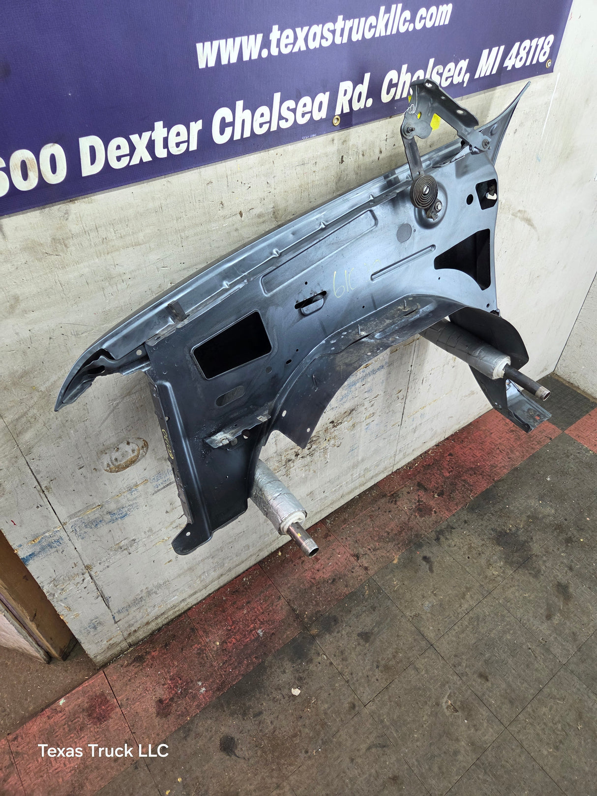 2007-2013 Chevrolet Silverado Passenger Side Front RH Fender 1500 2500 3500 HD