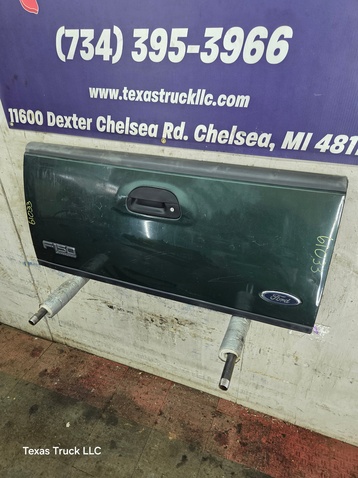 1997-2003 Ford F150 Step Side / Flare Side Tailgate