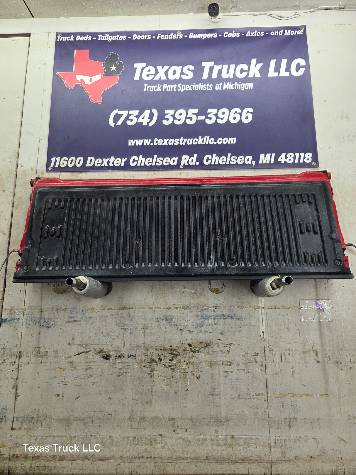 1997-2003 F150 / 1999-2007 Ford F250 F350 F450 F550 Super Duty Tailgate