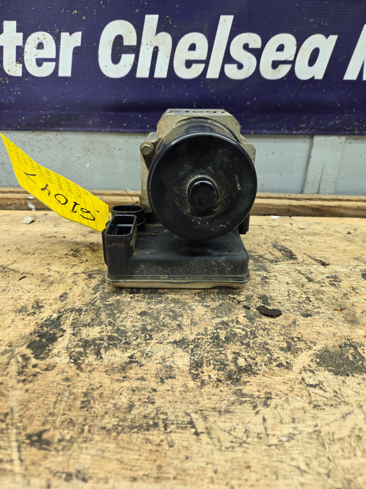 2003-2006 Chevrolet Silverado GMC ABS Pump Module Control Assembly - 13567145