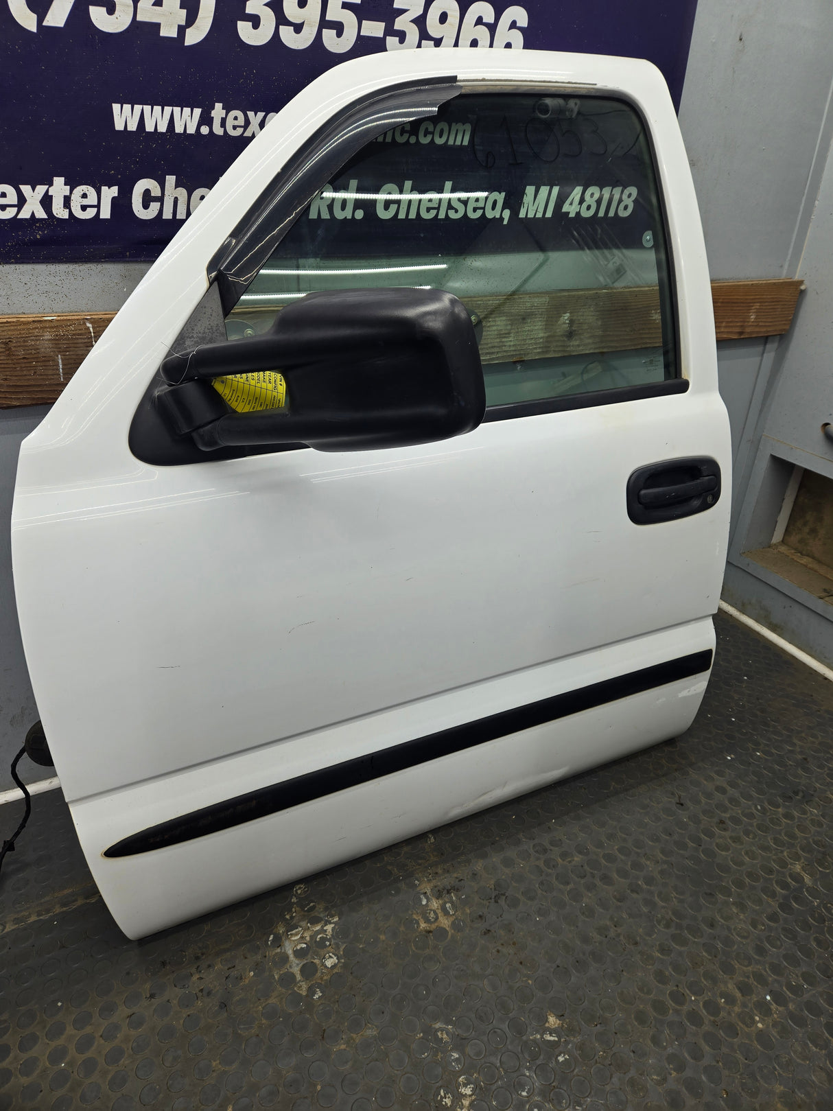1999-2006 Chevrolet Silverado / GMC Sierra 1500 2500 3500 HD Driver Side Front Door LH - Grey
