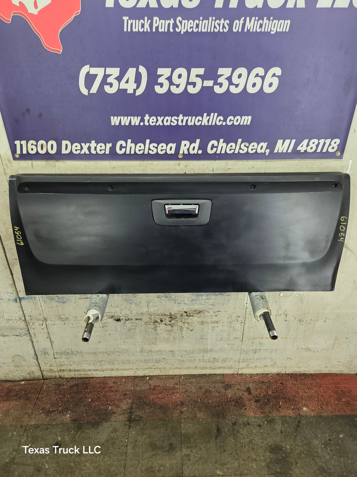 2007-2013 Chevrolet Silverado / GMC Sierra 1500 2500 3500 HD Tailgate