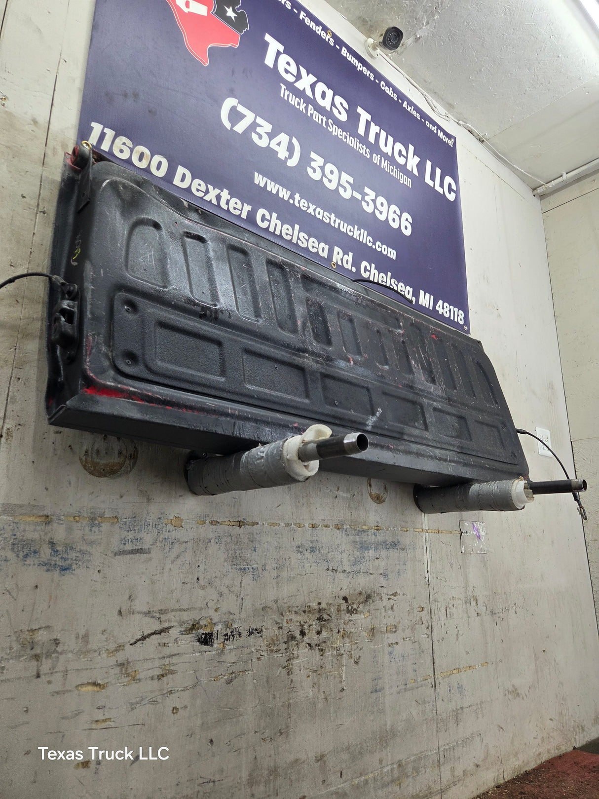 2014-2019 Chevrolet Silverado / GMC Sierra 1500 2500 3500 HD Tailgate