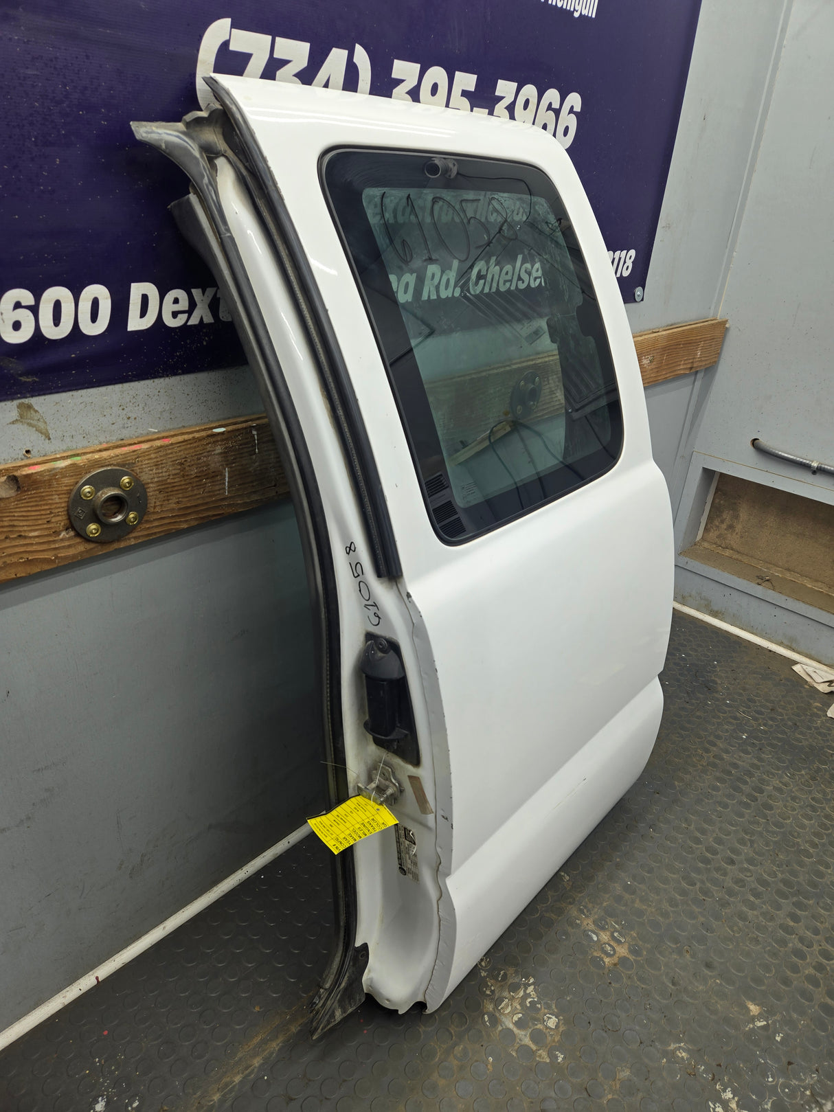 2003-2005 Ford Ranger Passenger Side Front Right Hand Door