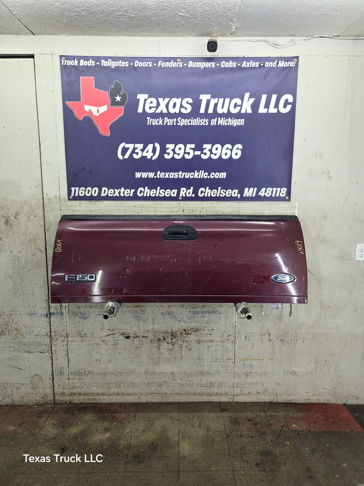 1997-2003 F150 / 1999-2007 Ford F250 F350 F450 F550 Super Duty Tailgate