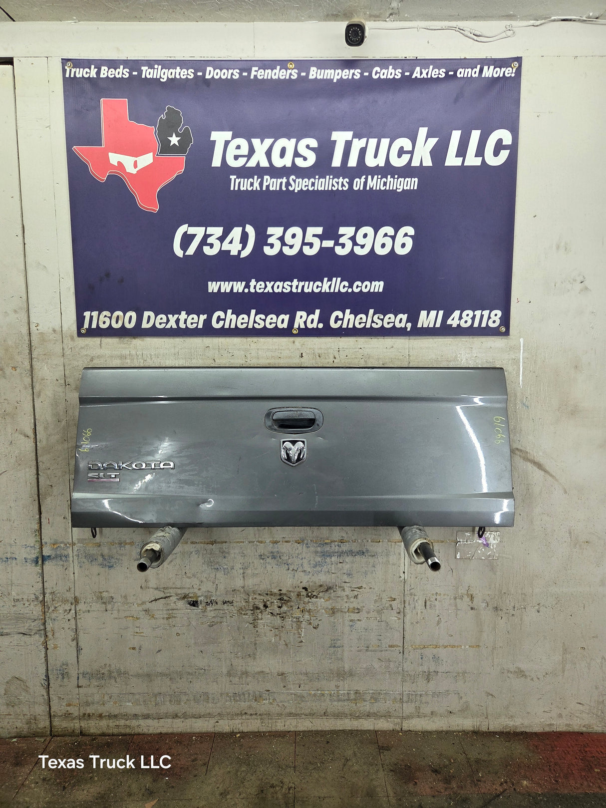 2005-2011 Dodge Dakota 3rd Gen Tailgate