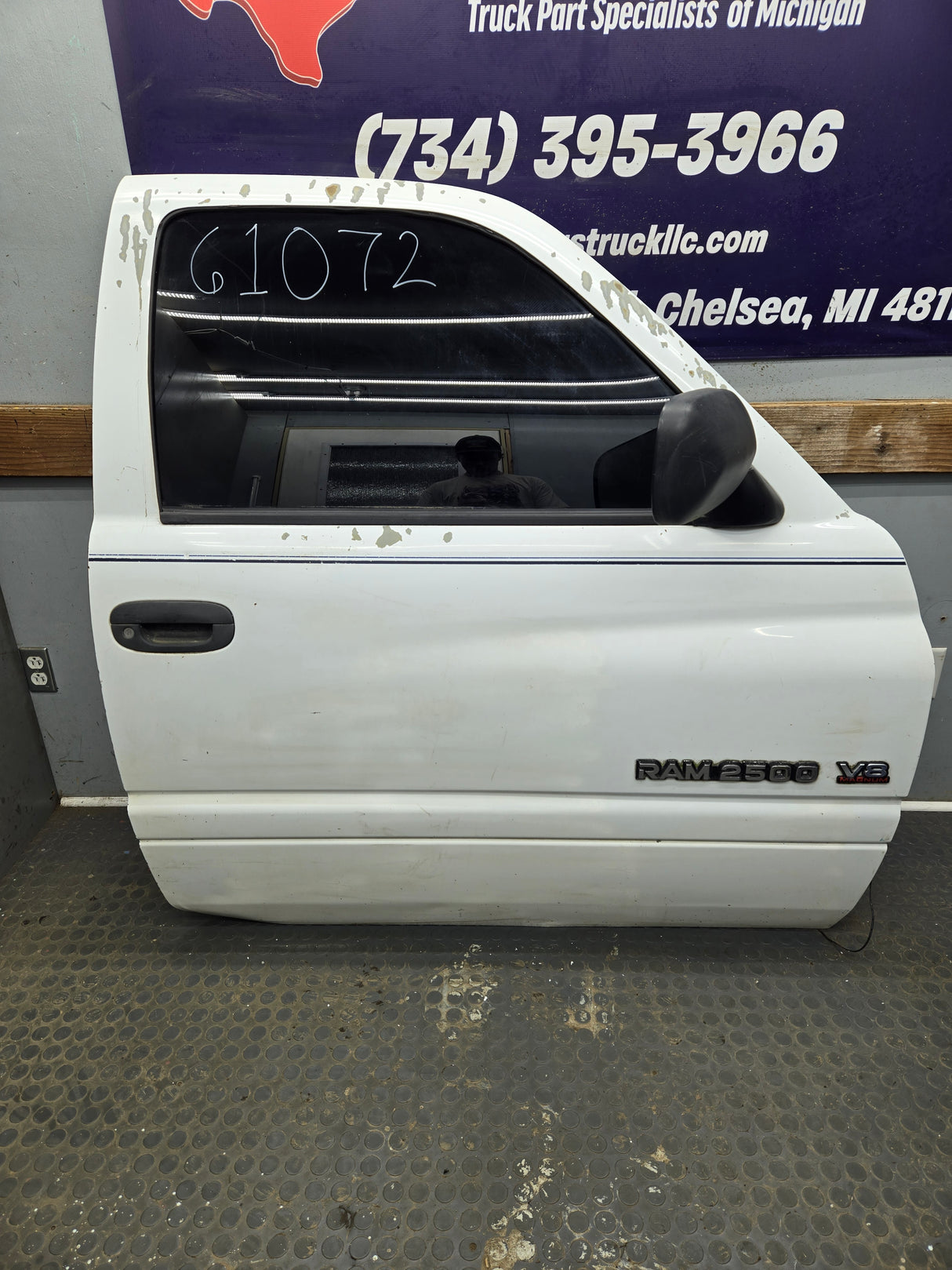 1994-2002 Dodge Ram 2nd Gen RH Passenger Side Front Door Regular Cab / 2 Door Ext Cab 1500 2500 3500 ROUND CORNER