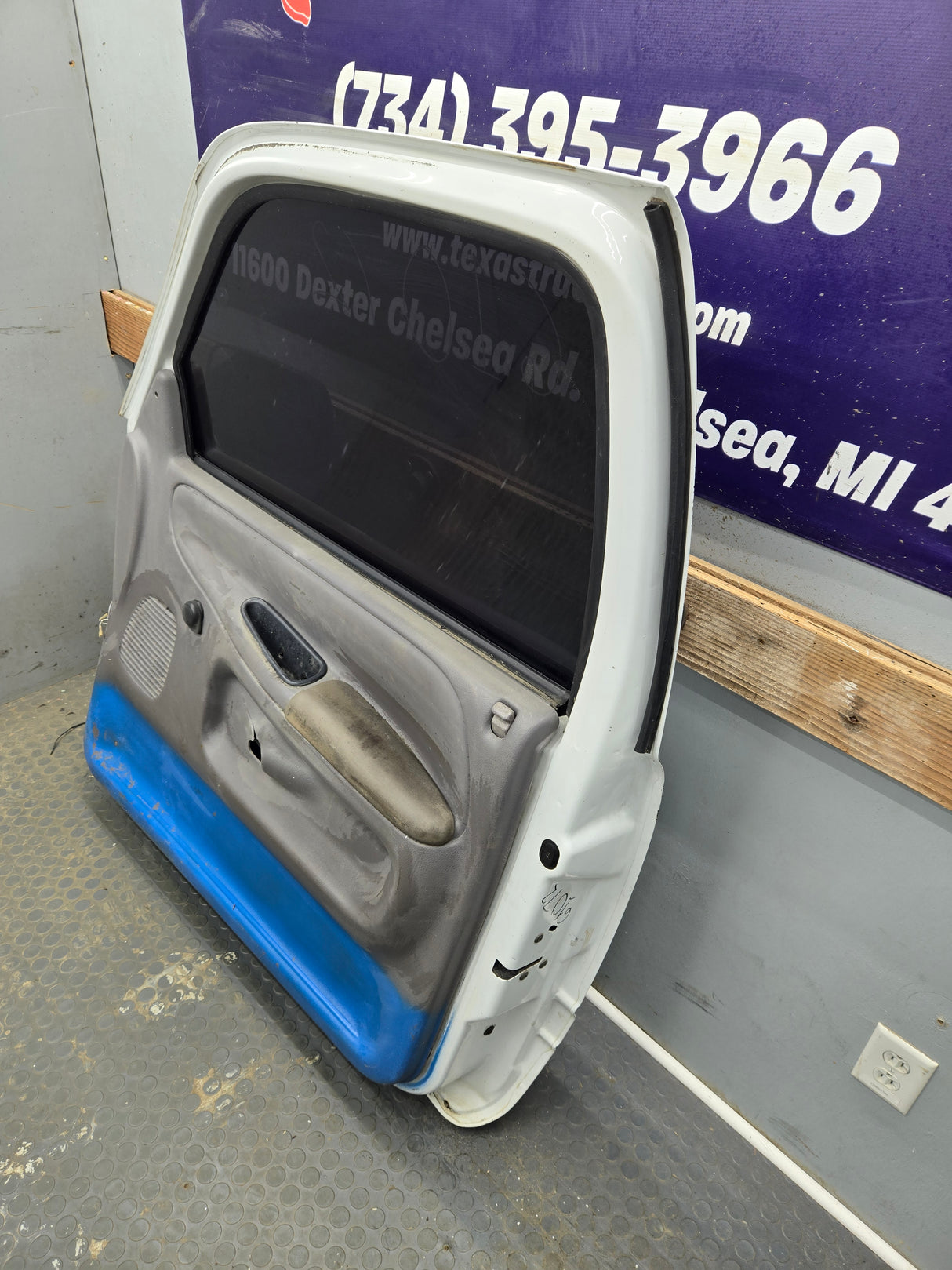 1994-2002 Dodge Ram 2nd Gen RH Passenger Side Front Door Regular Cab / 2 Door Ext Cab 1500 2500 3500 ROUND CORNER