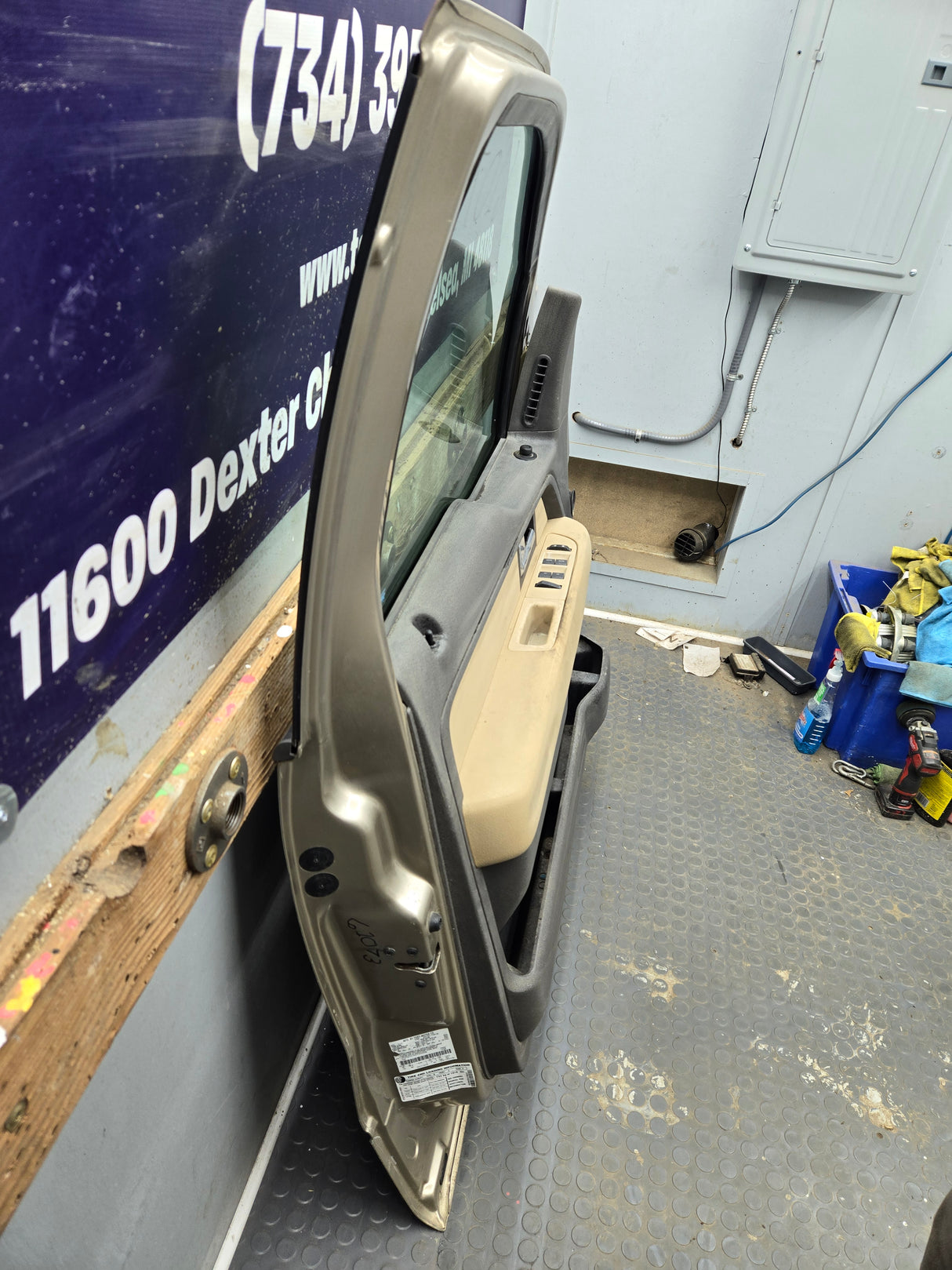 2004-2008 Ford F150 Driver Side Extended/Regular Cab Front Door LH