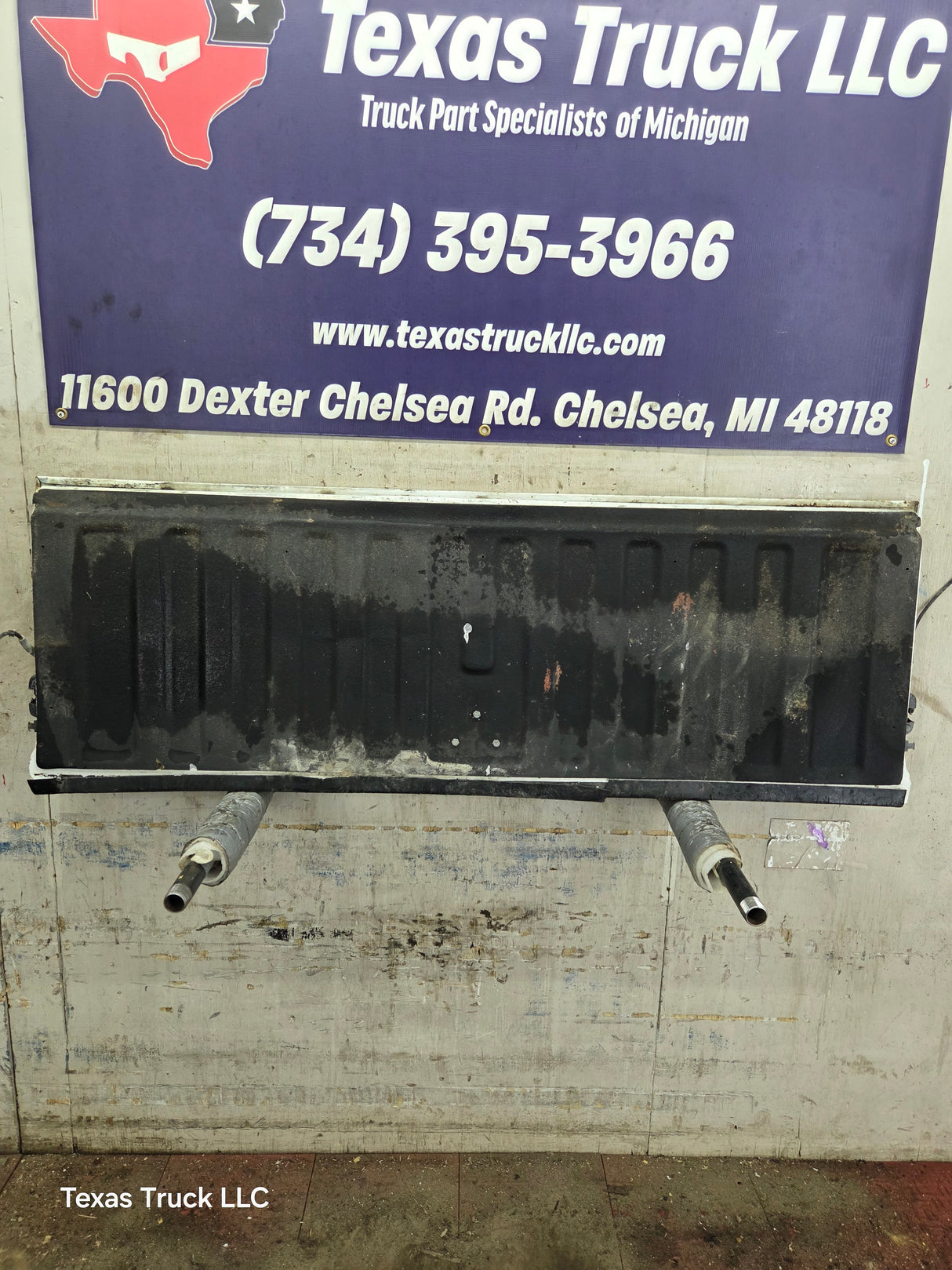 1999-2007 Chevrolet Silverado / GMC Sierra 1500 2500 3500 Tailgate