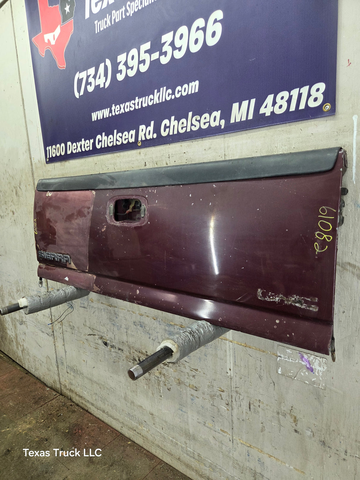 1999-2007 Chevrolet Silverado / GMC Sierra 1500 2500 3500 Tailgate