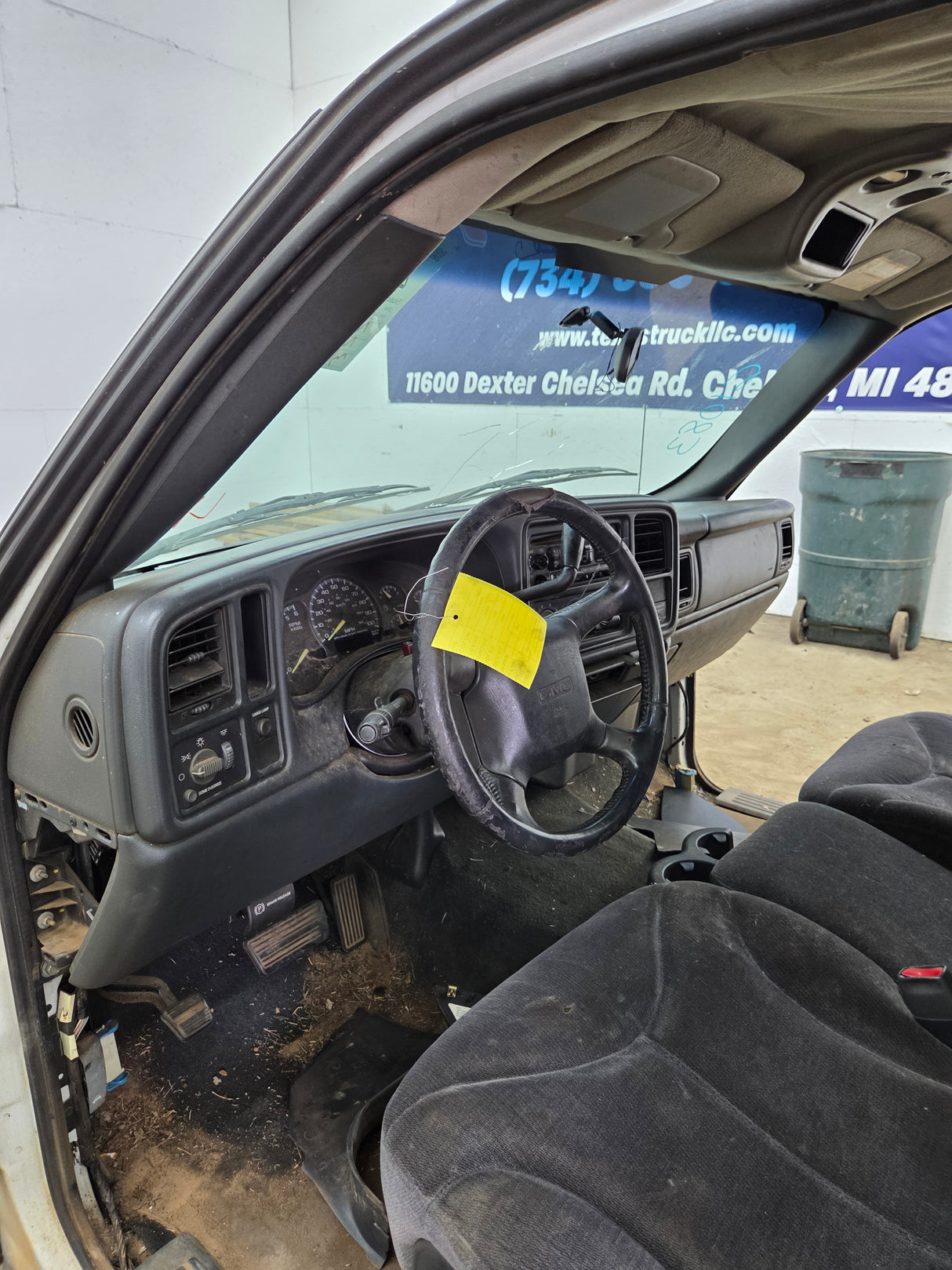 1999-2007 Chevrolet Silverado / GMC Sierra 1500 2500 HD 3500HD Extended Cab Body