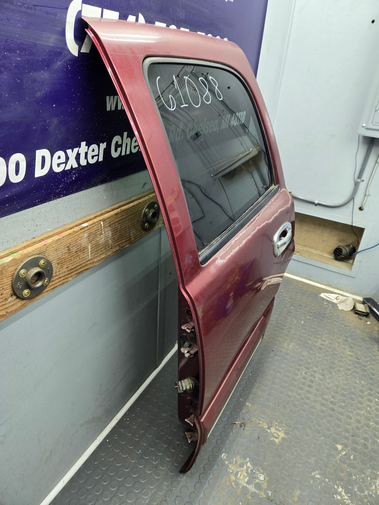 2001-2006 Chevrolet Tahoe / GMC Yukon 1500 2500HD Rear Driver Side Rear Door LH