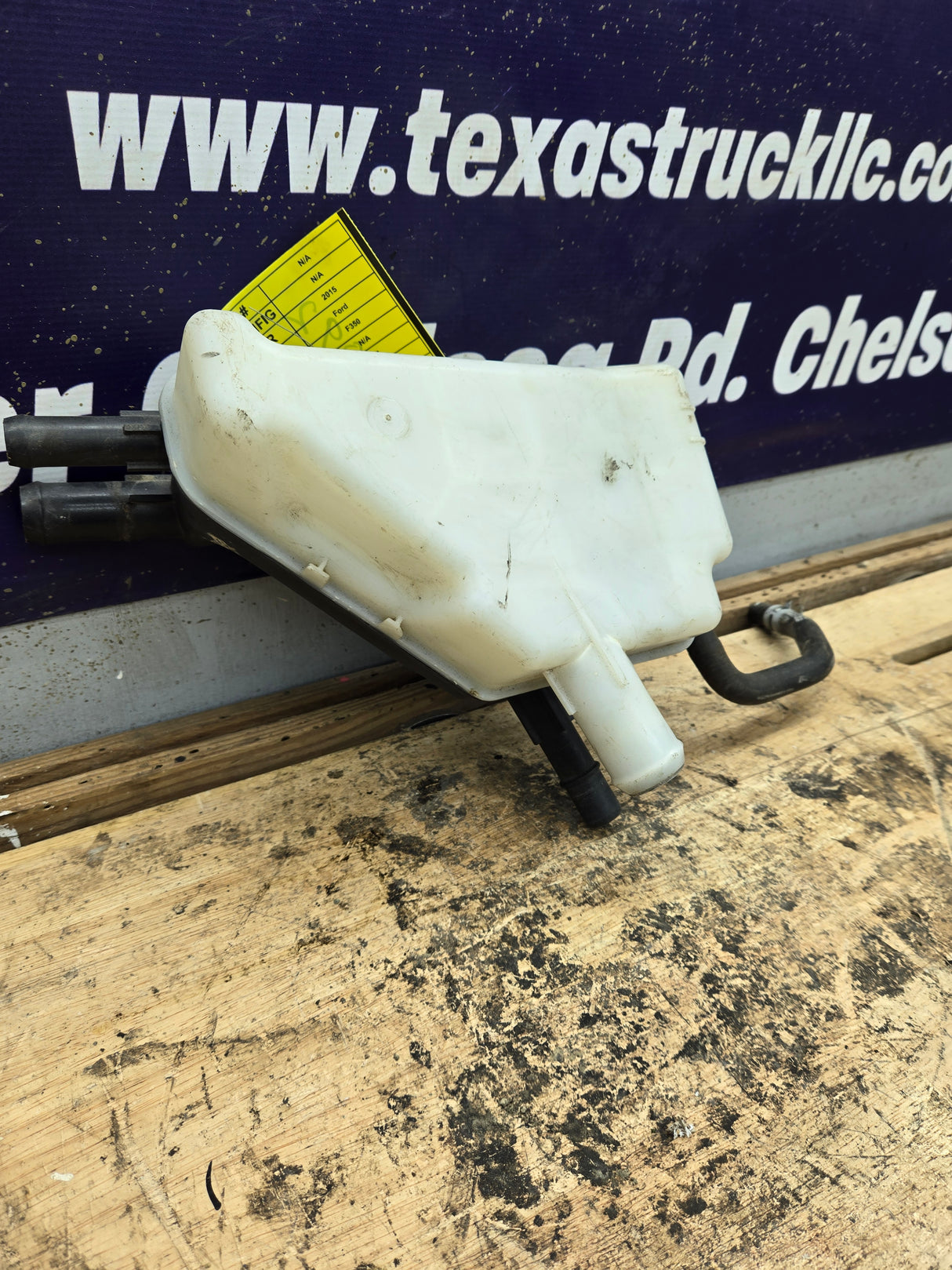 2011-2016 Ford Super Duty 6.7L Engine Coolant Reservoir/Overflow Tank F250 F350 F450 F550 BC34-8C045-OE