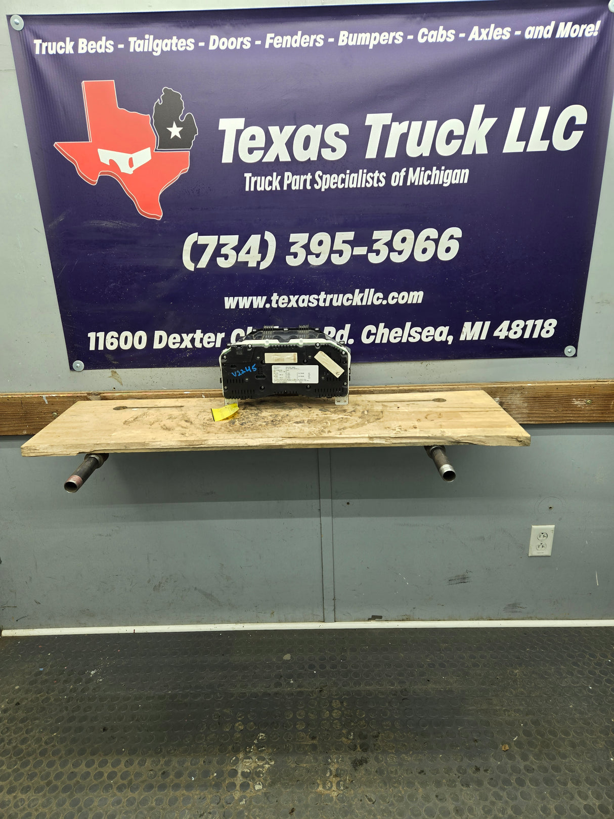 2015 Ford Super Duty F250 F350 6.7L Instrument Cluster Gauge Speedometer - CC3T-10849-KC