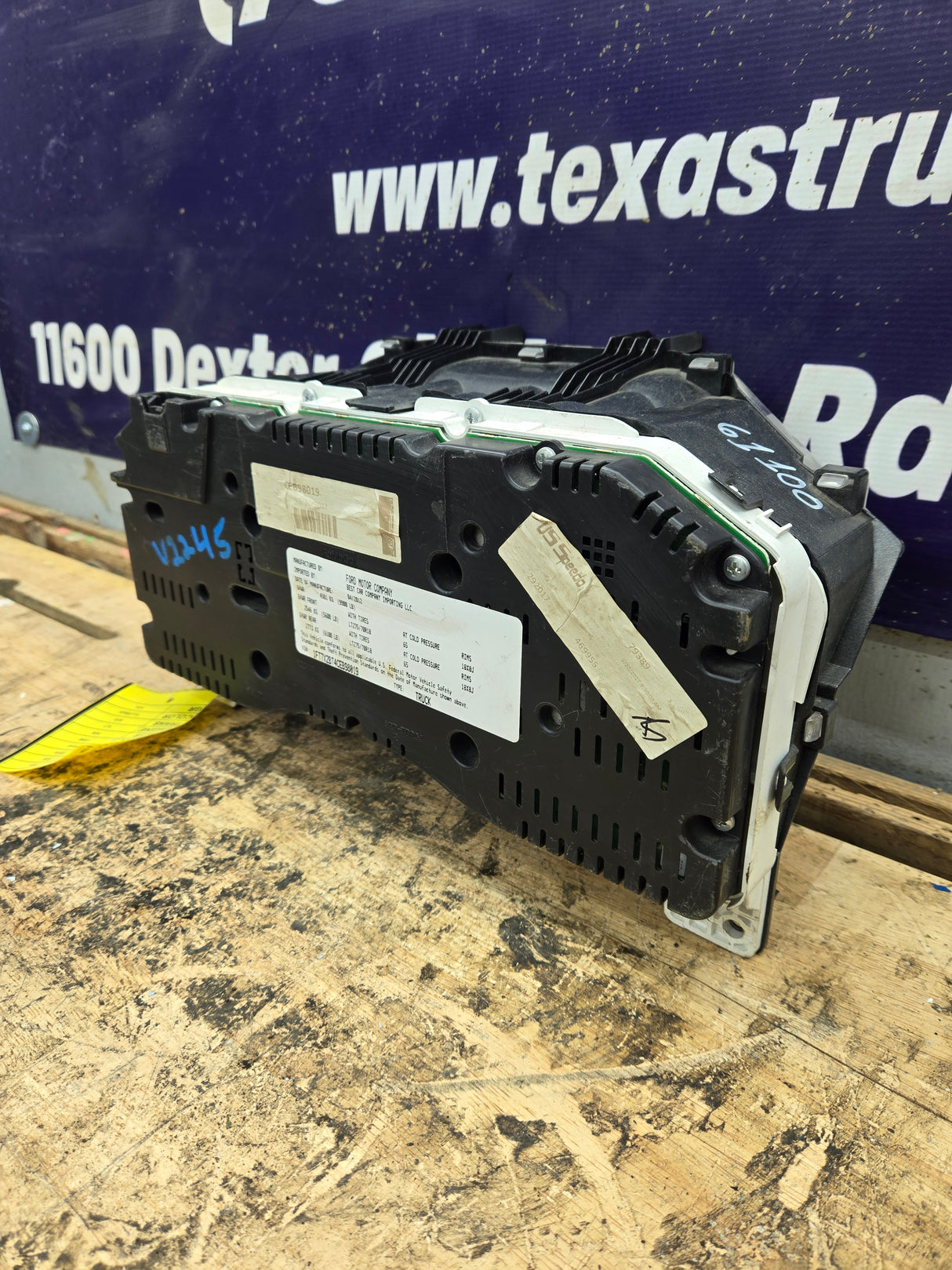 2015 Ford Super Duty F250 F350 6.7L Instrument Cluster Gauge Speedometer - CC3T-10849-KC