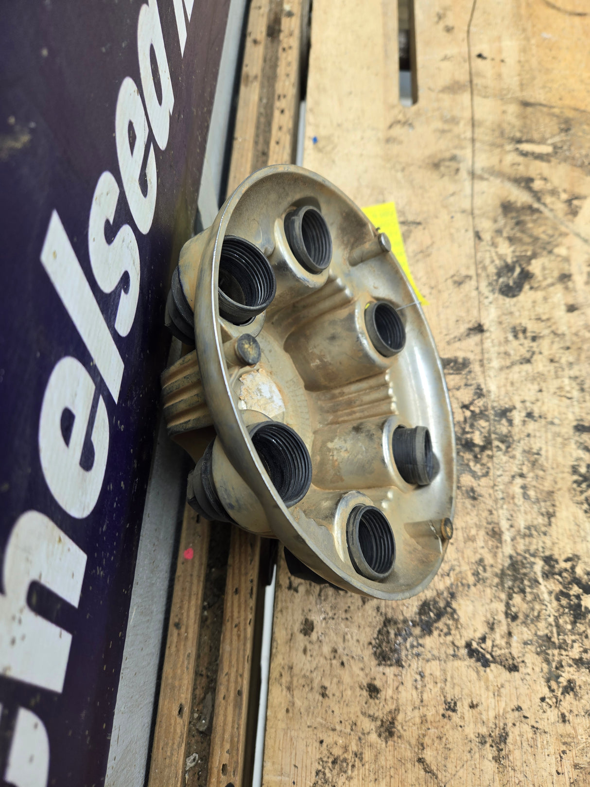 1999-2006 GMC Center Cap Hub Cap 15039488