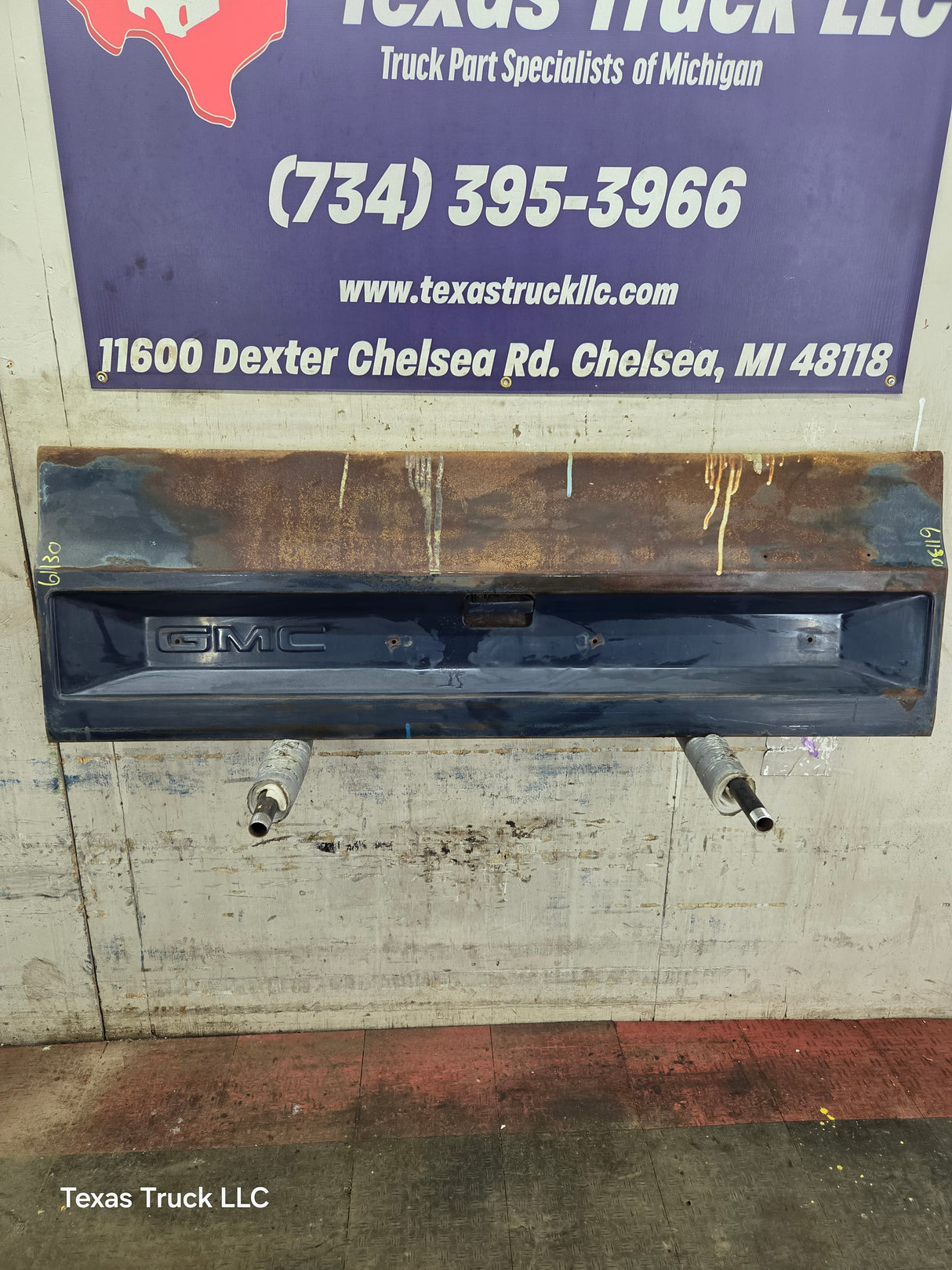 1973-1987 Chevrolet / GMC Square Body Tailgate C10 C15 C20 C25 C35 K10 K15 K20 K25 K35