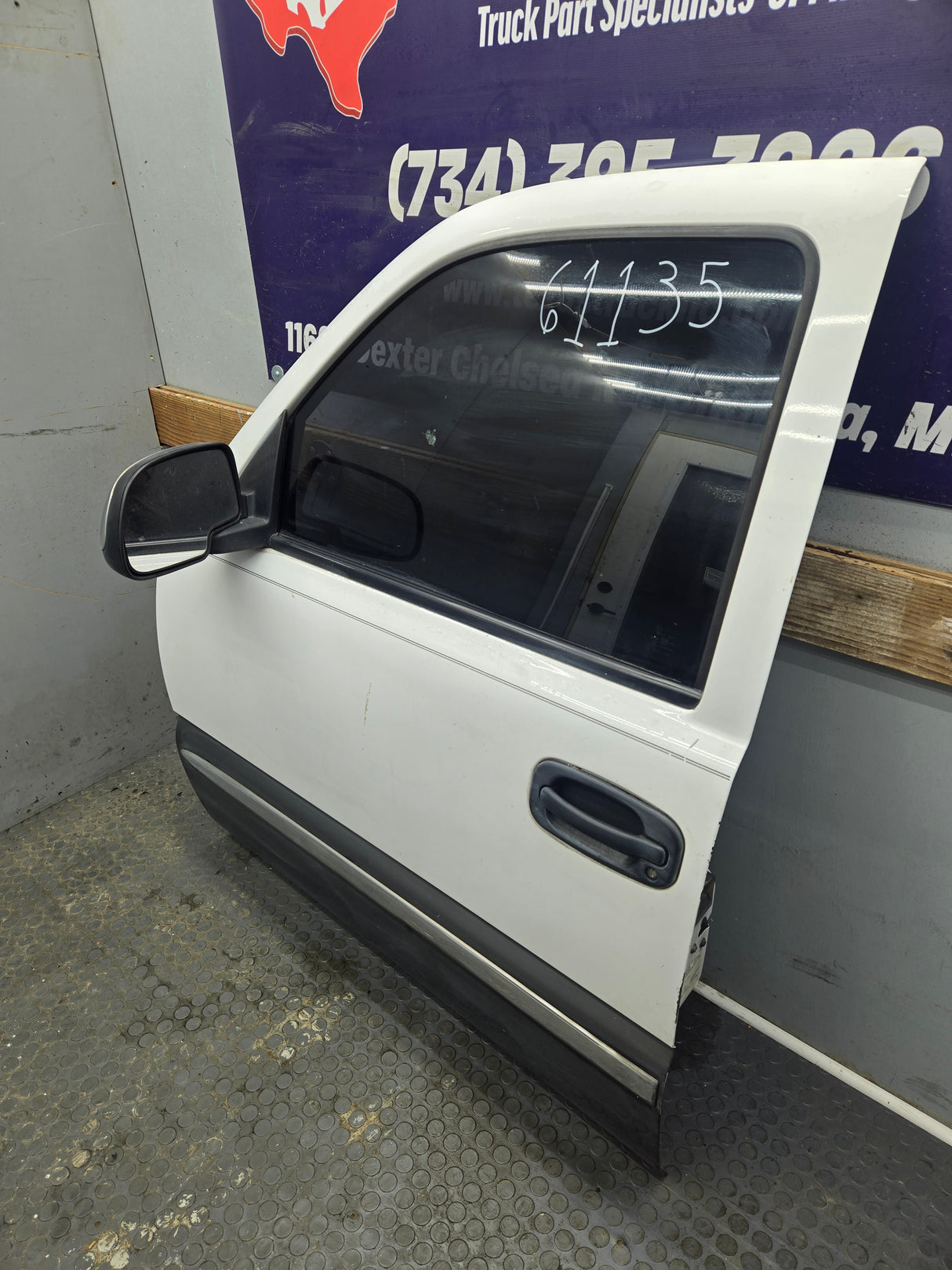 1999-2006 Chevrolet Silverado / GMC Sierra 1500 2500 3500 HD Driver Side Front Door LH - Grey