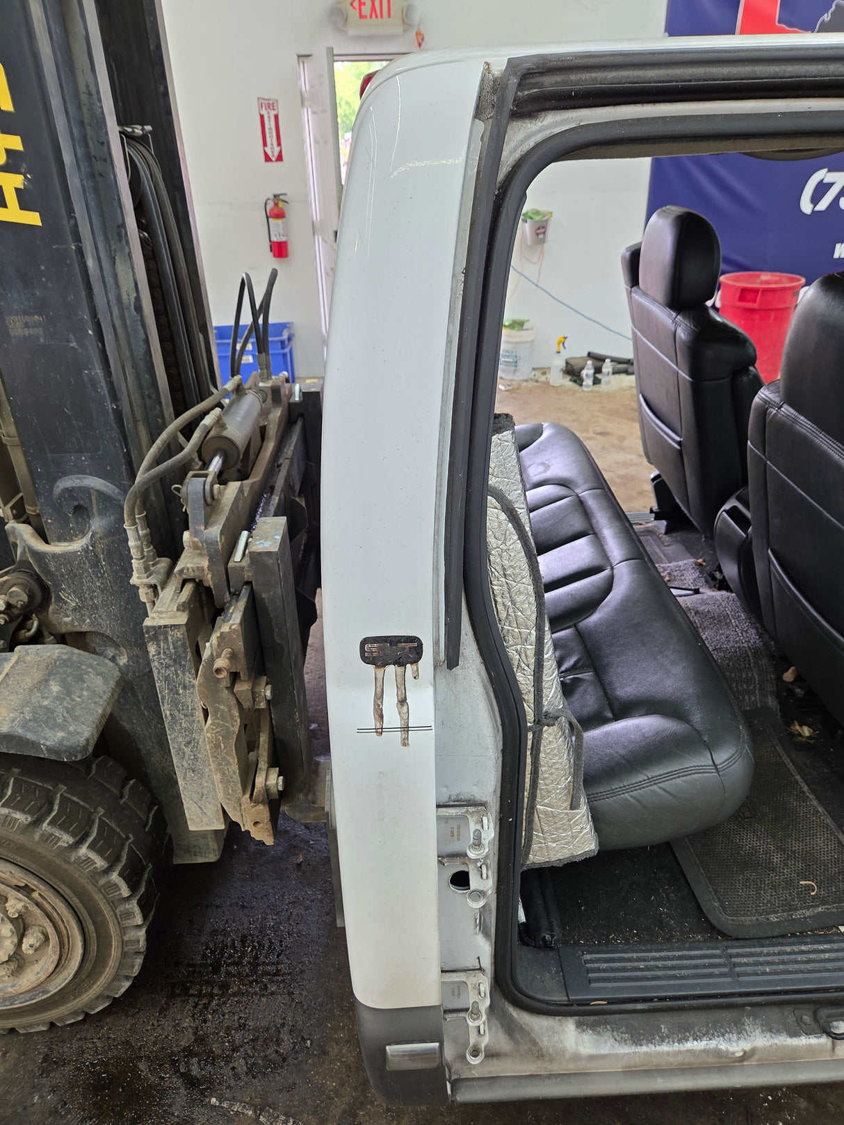 1999-2007 Chevrolet Silverado / GMC Sierra 1500 2500 HD 3500HD Extended Cab Body