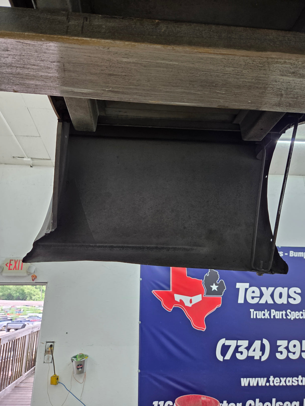 1999-2007 Chevrolet Silverado / GMC Sierra 1500 2500HD 3500HD 6' 6" Short Truck Bed