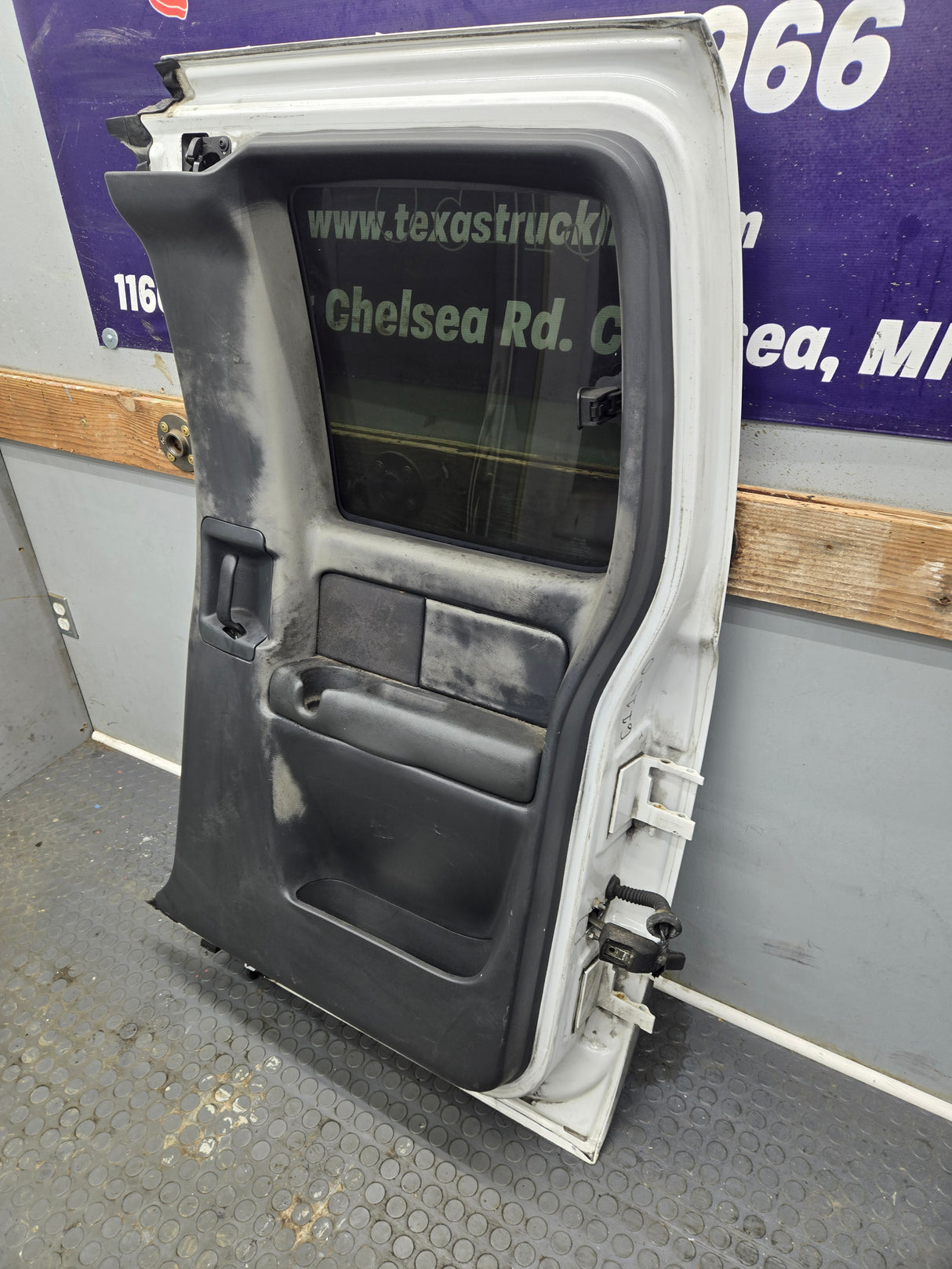 1999-2006 Chevrolet Silverado / GMC Sierra 1500 2500 3500 HD Rear Passenger side Extended Cab Rear Door