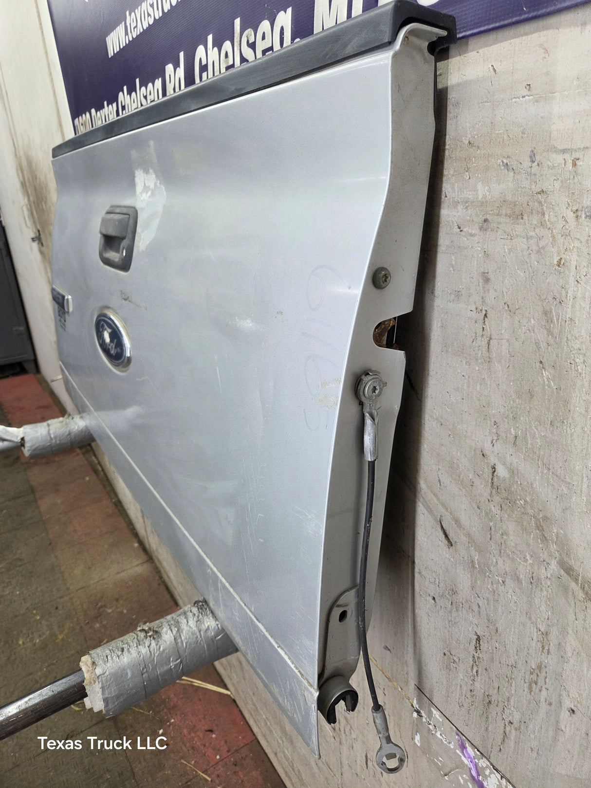 2004-2008 Ford F-150 Step Side Tailgate