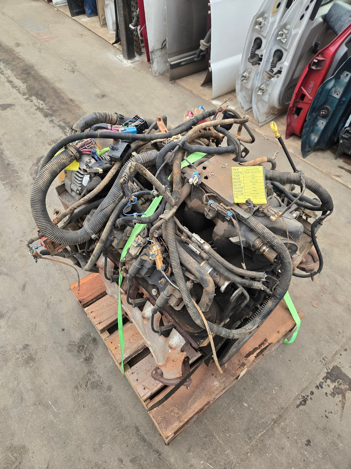 2001 Chevrolet GMC 1500 4.8L Engine LS Vortec Gas Engine Runs good