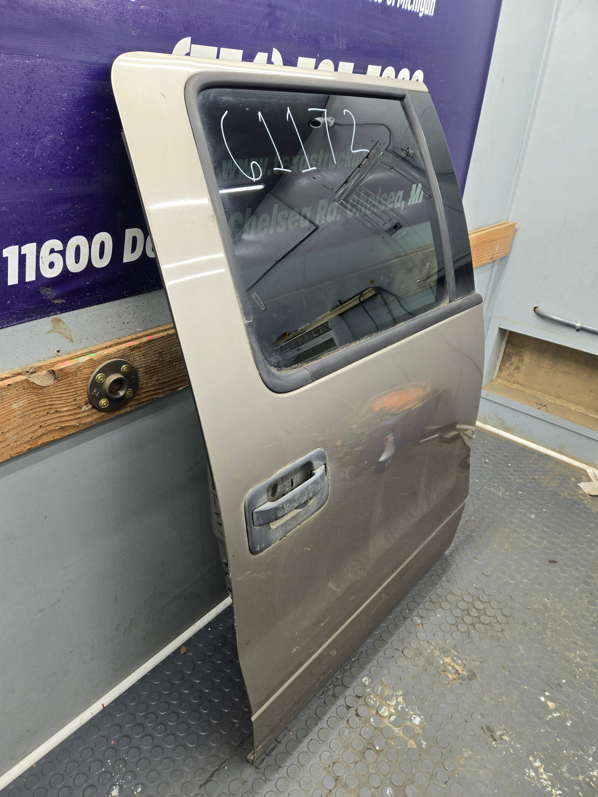 2004-2008 Ford F150 Passenger Side Rear Crew Cab Door RH