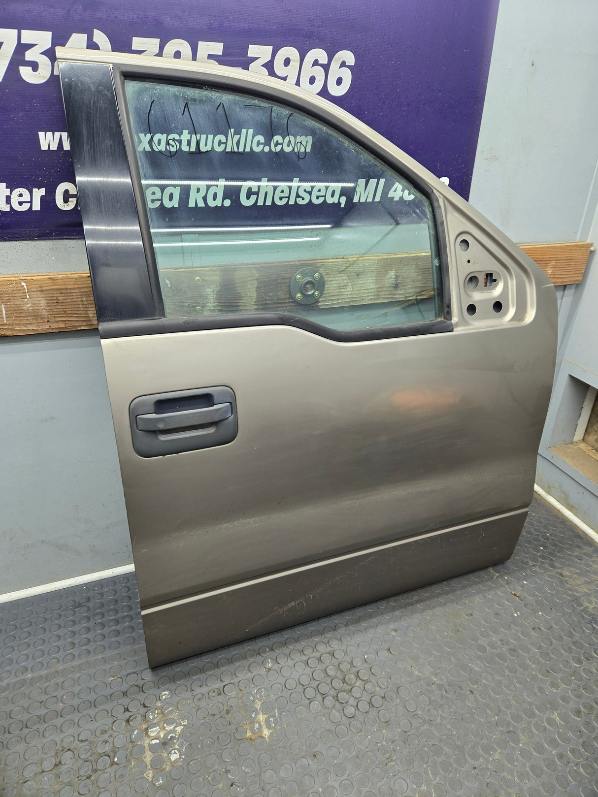 2004-2008 Ford F150 Crew Cab Passenger Front Door