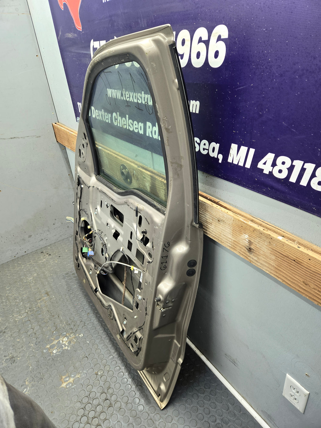 2004-2008 Ford F150 Crew Cab Passenger Front Door