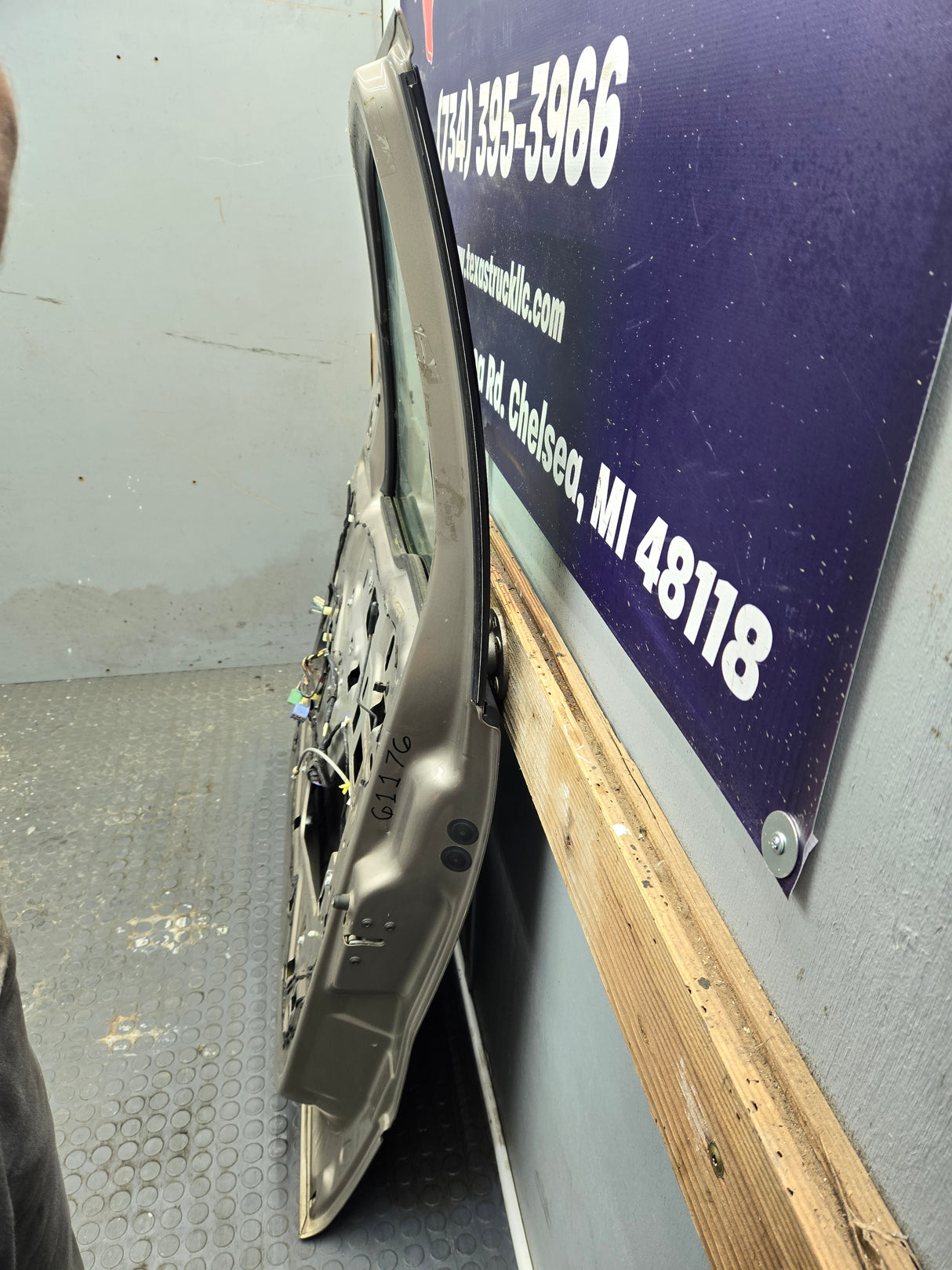 2004-2008 Ford F150 Crew Cab Passenger Front Door