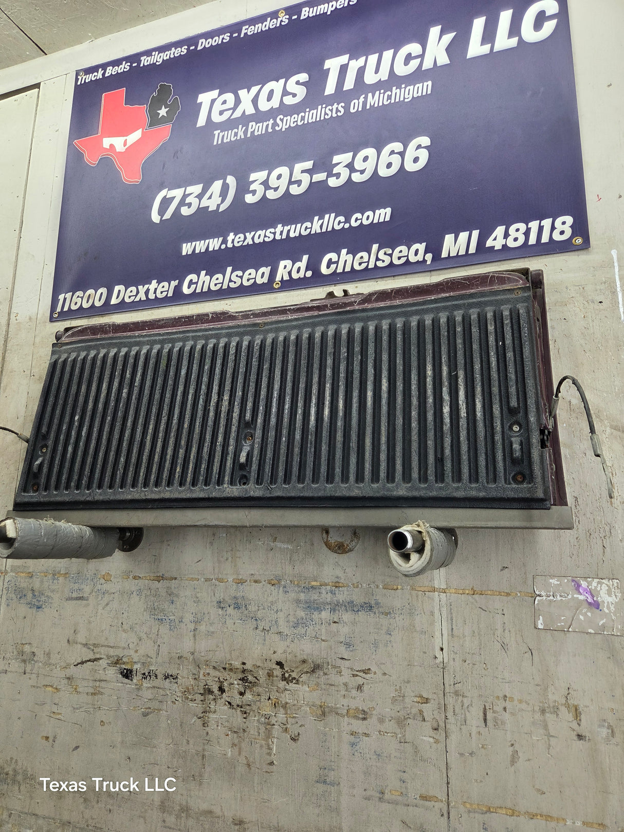 1997-2003 Ford F150 Step Side / Flare Side Tailgate