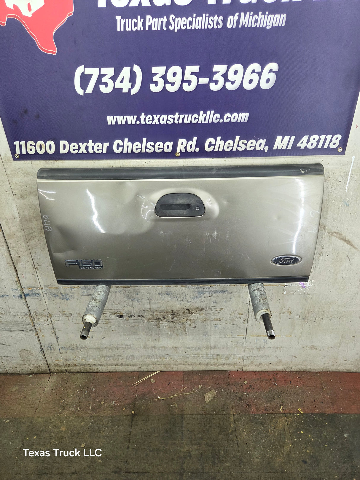 1997-2003 Ford F150 Step Side / Flare Side Tailgate