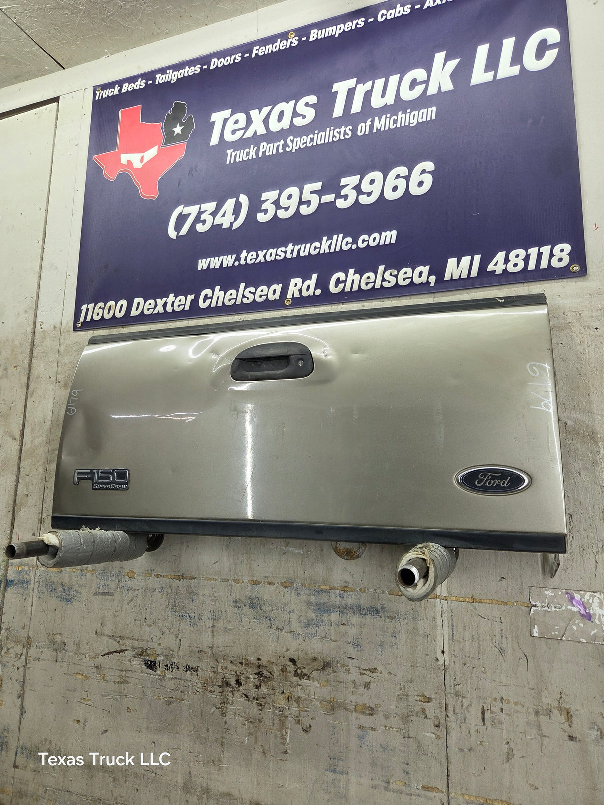 1997-2003 Ford F150 Step Side / Flare Side Tailgate