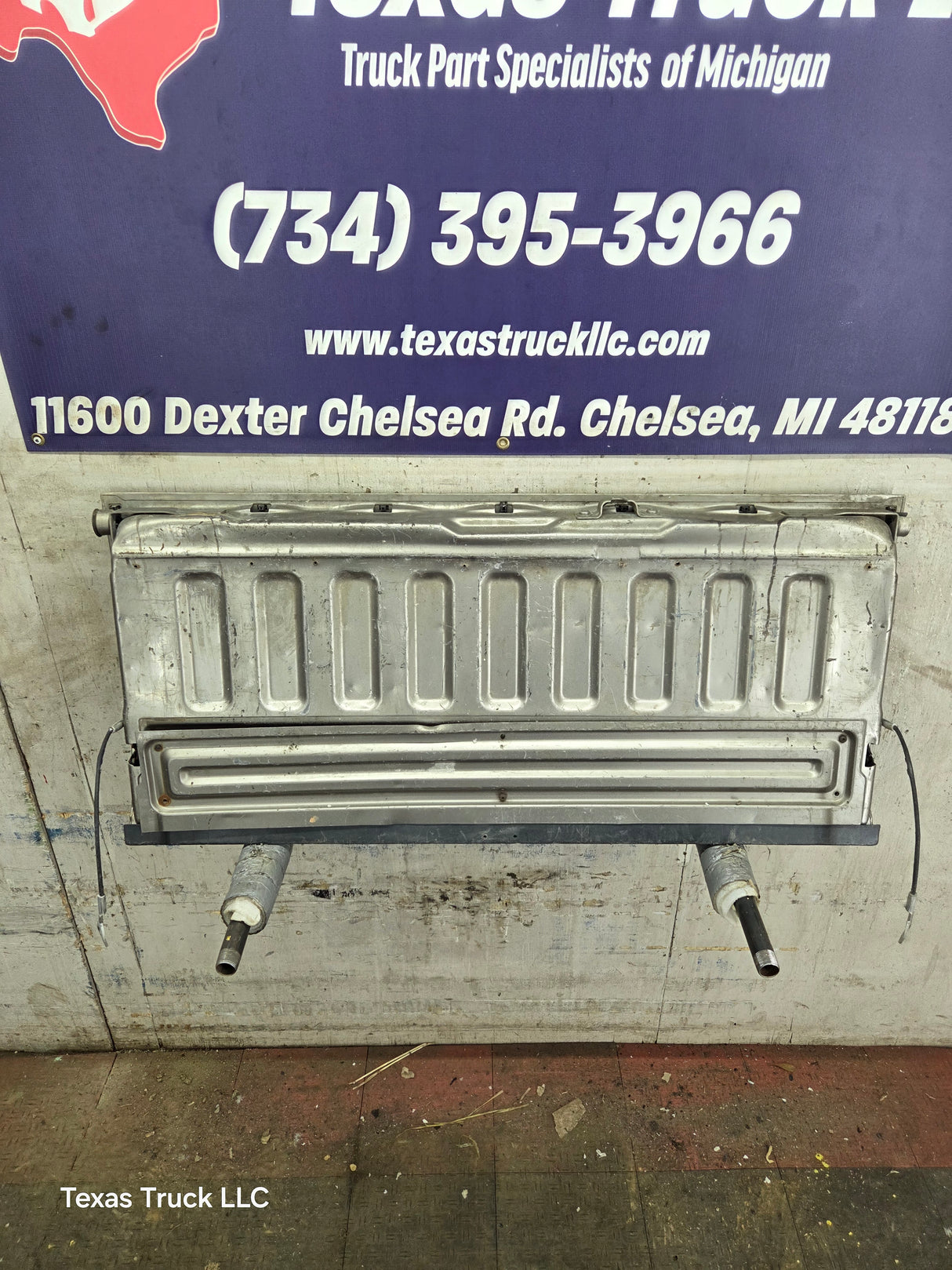 1997-2003 Ford F150 Step Side / Flare Side Tailgate