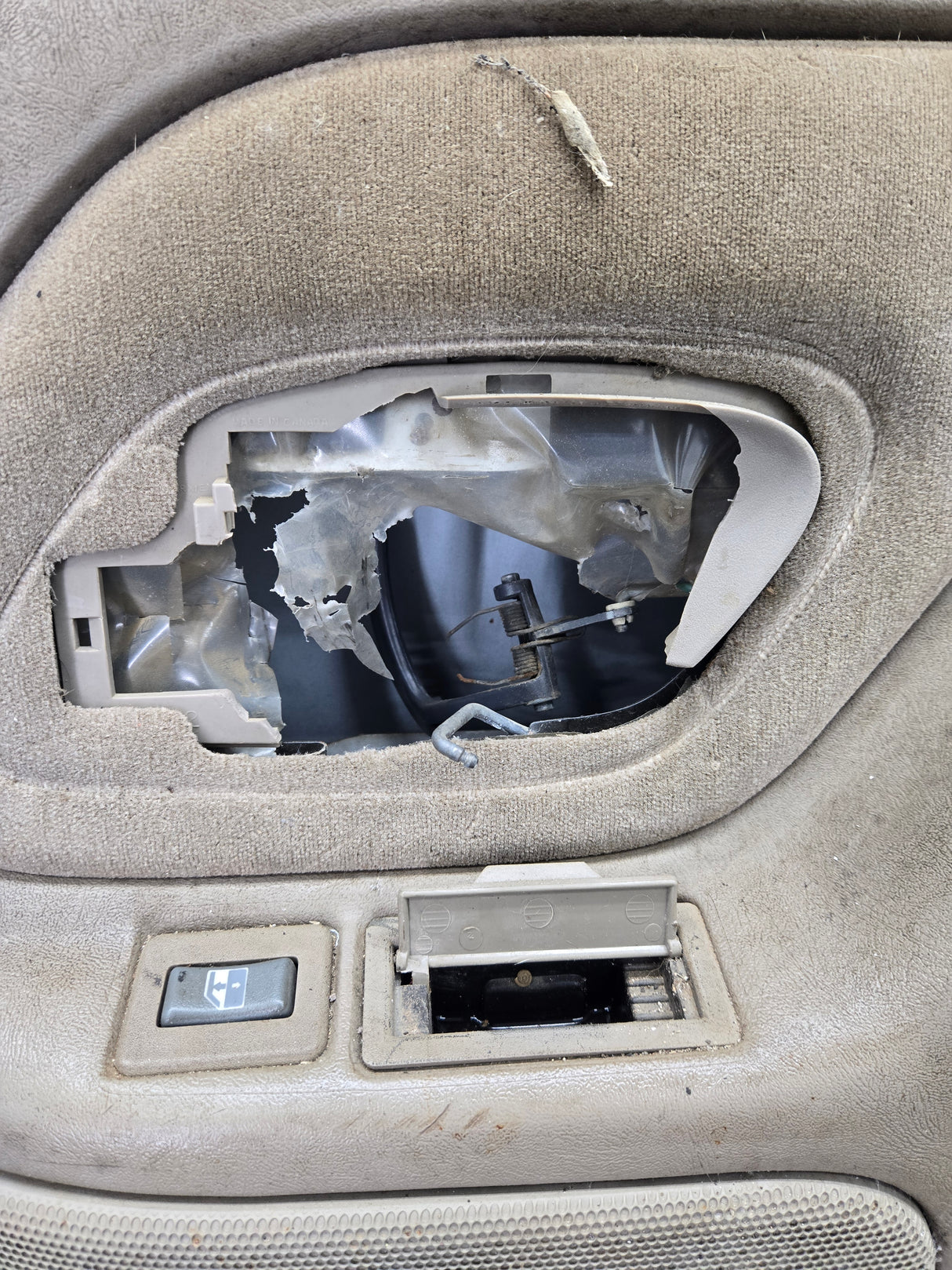 1992-2000 Chevrolet Silverado Suburban GMC Sierra K1500 K2500 K3500 Crew Cab RH Rear Driver Door
