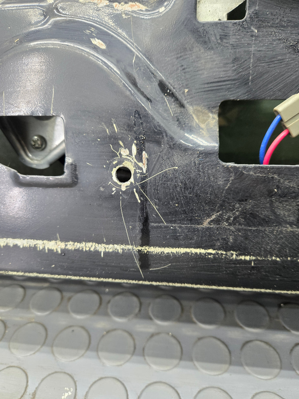 2003-2005 Ford Ranger Passenger Side Front Right Hand Door