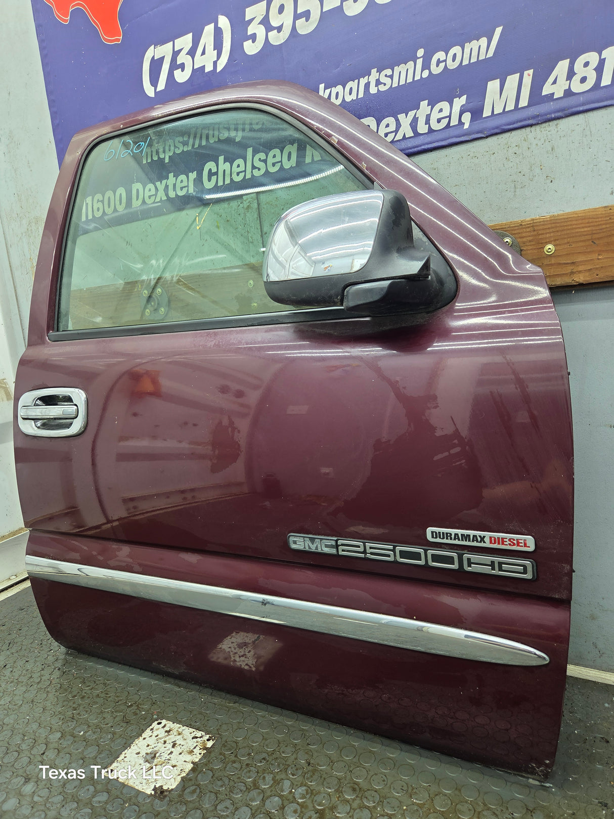 1999-2006 Chevrolet Silverado / GMC Sierra 1500 2500 3500 HD Front Passenger side Door RH