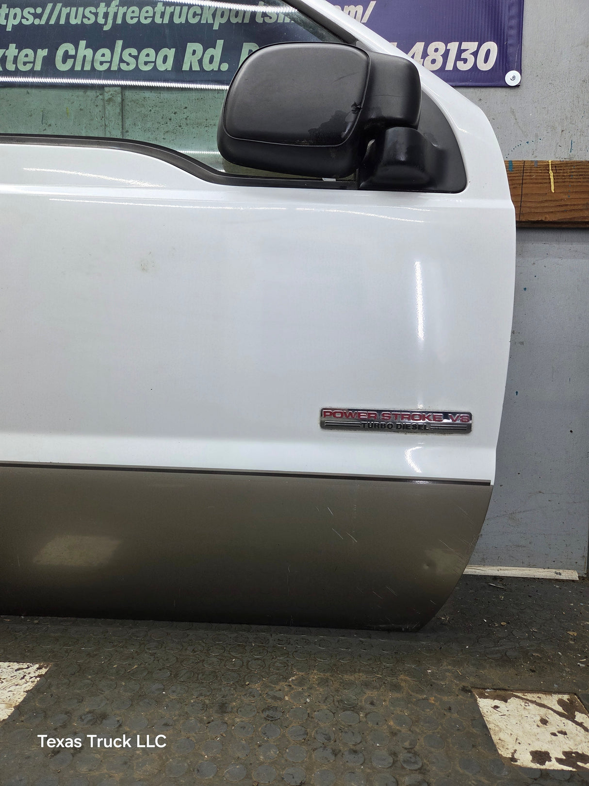 1999-2011 Ford Super Duty / Excursion Front Passenger RH Door F250 F350 F450 F550