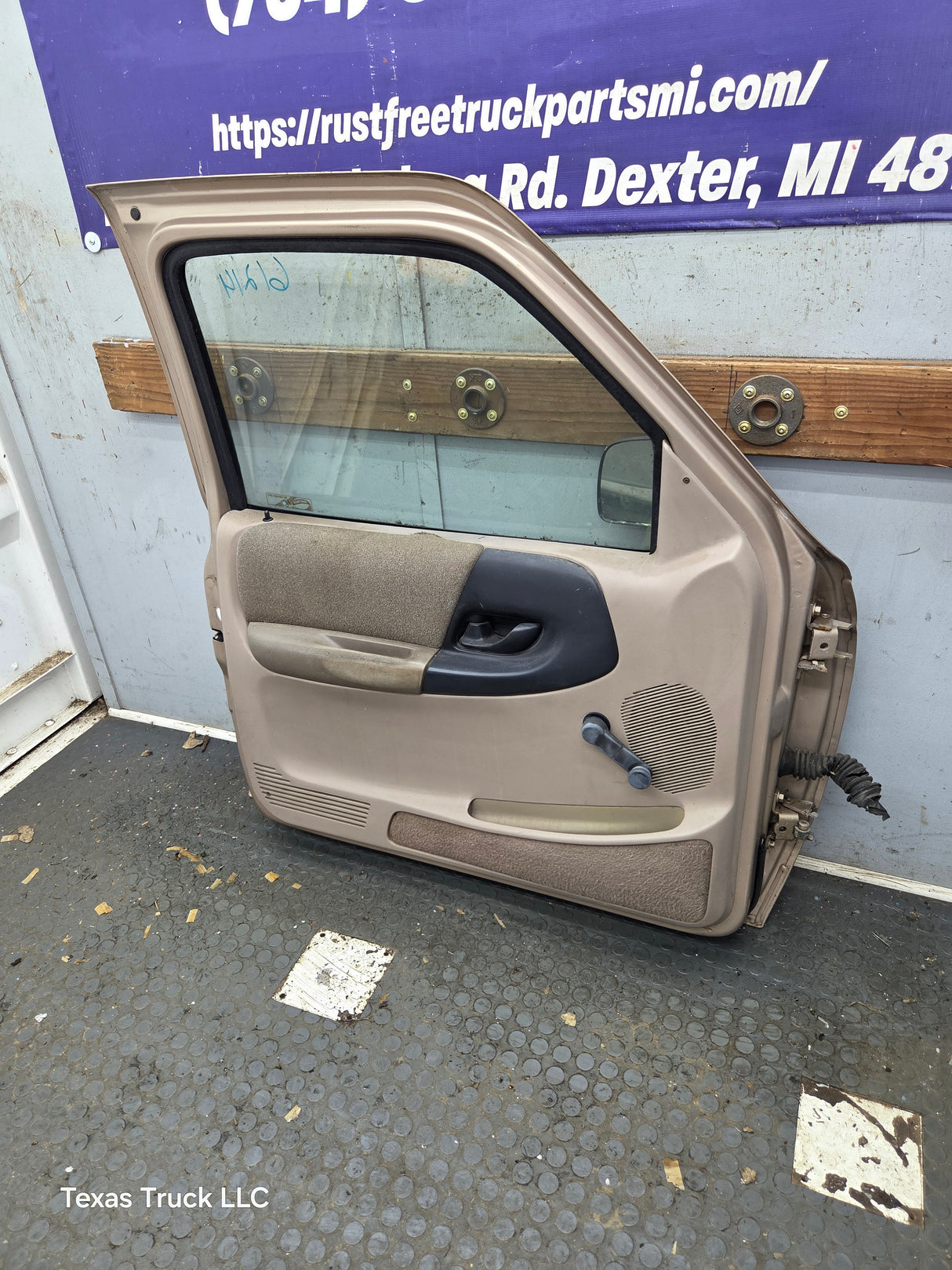 1993-2002 Ford Ranger Driver Side Front Left Hand Door