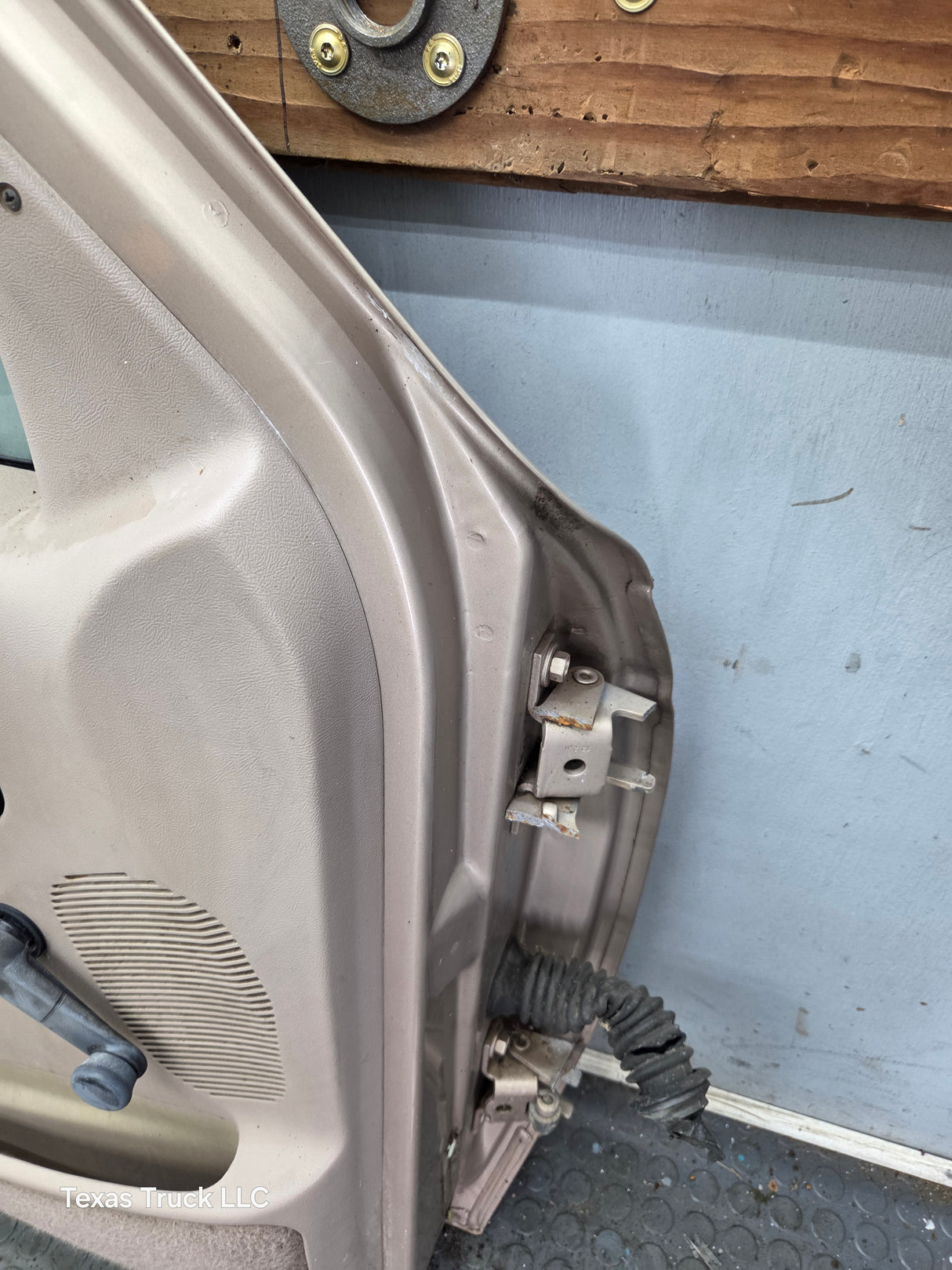 1993-2002 Ford Ranger Driver Side Front Left Hand Door