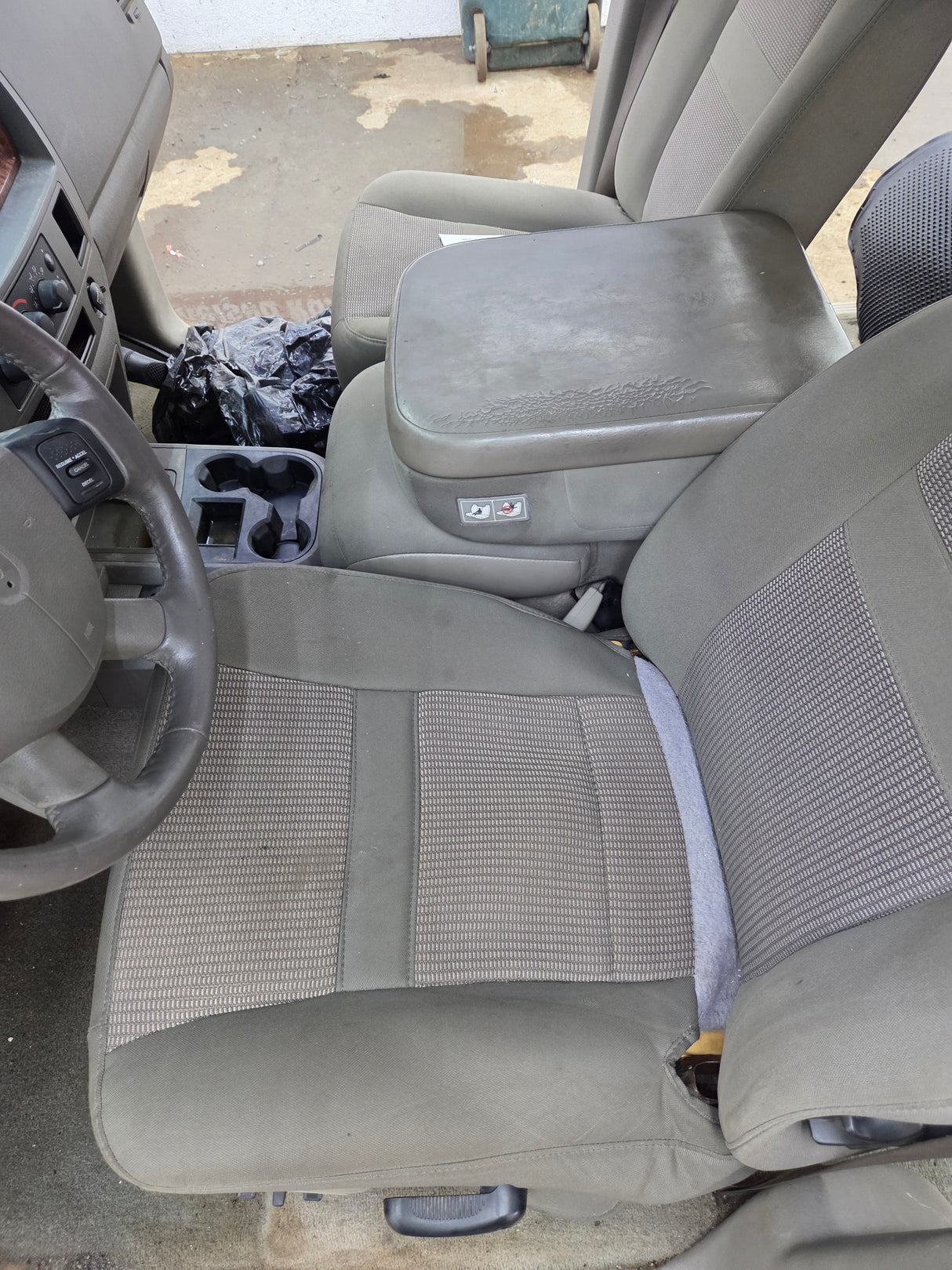 2003-2008 Dodge Ram 3rd Gen Cummins Mega Cab 1500 2500 3500 4500 5500 *Damage