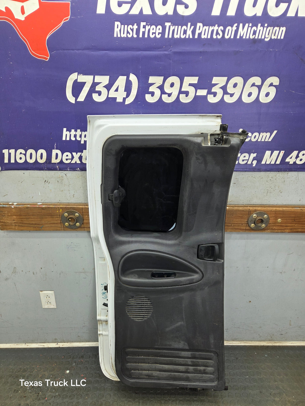1994-2002 Dodge Ram 2nd Gen LH Driver Side Rear Extended Cab Door 1500 2500 3500