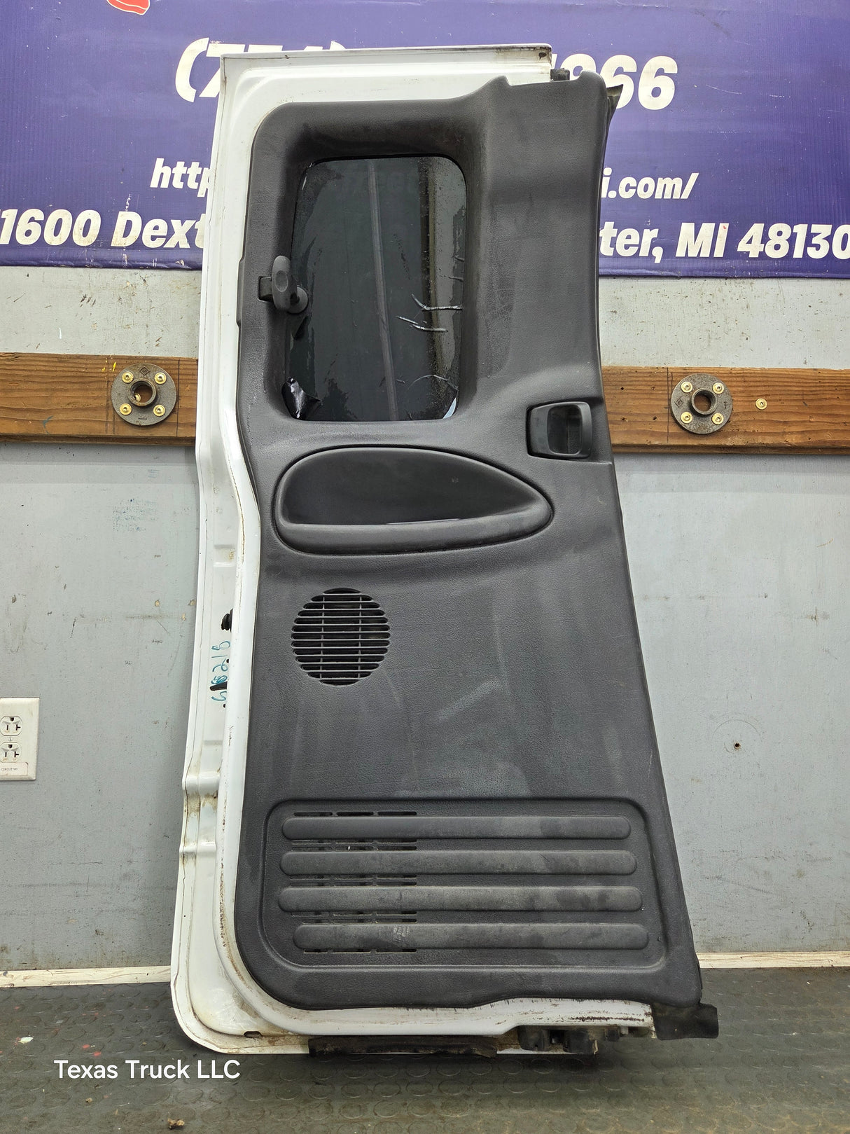 1994-2002 Dodge Ram 2nd Gen LH Driver Side Rear Extended Cab Door 1500 2500 3500