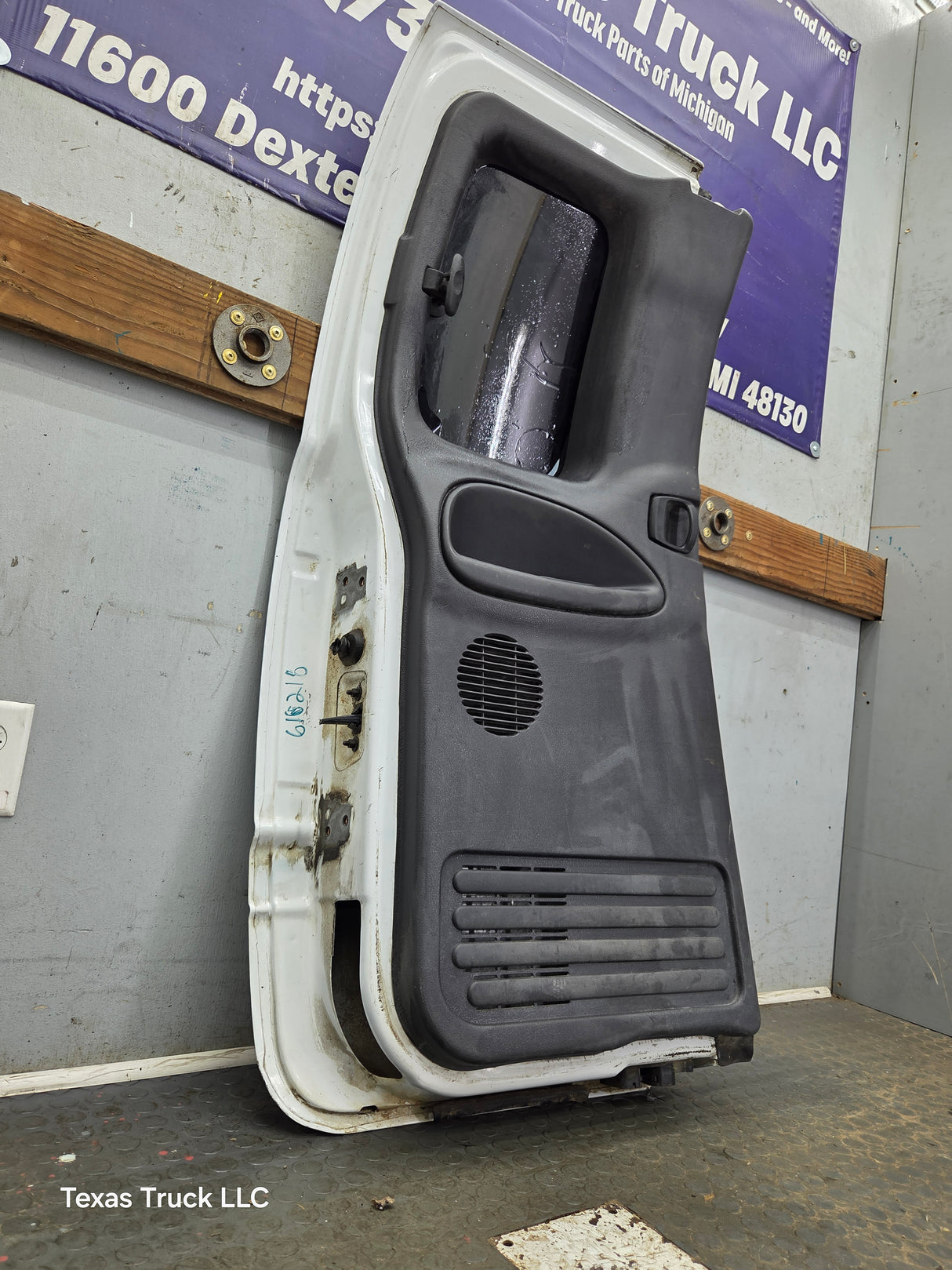 1994-2002 Dodge Ram 2nd Gen LH Driver Side Rear Extended Cab Door 1500 2500 3500