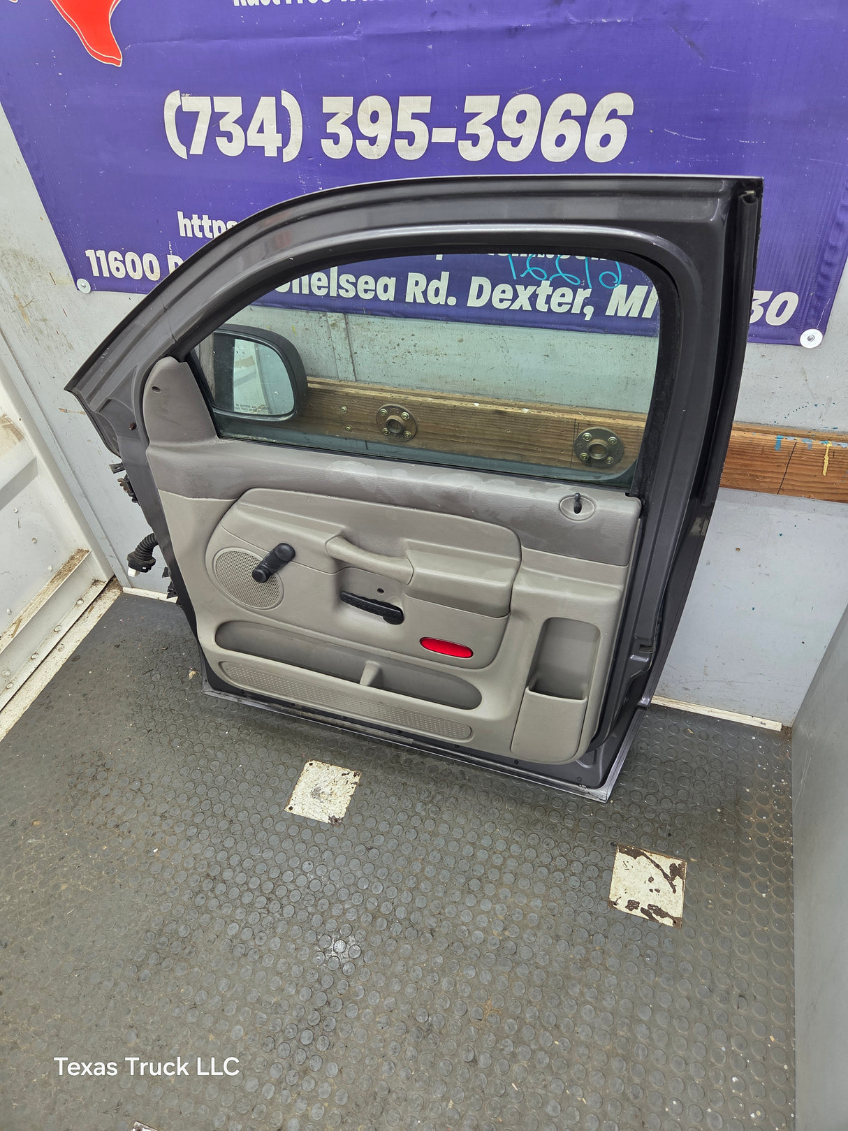 2003-2008 Dodge Ram 3rd Gen Passenger Side Front Regular Cab Door 1500 2500 3500 4500 5500