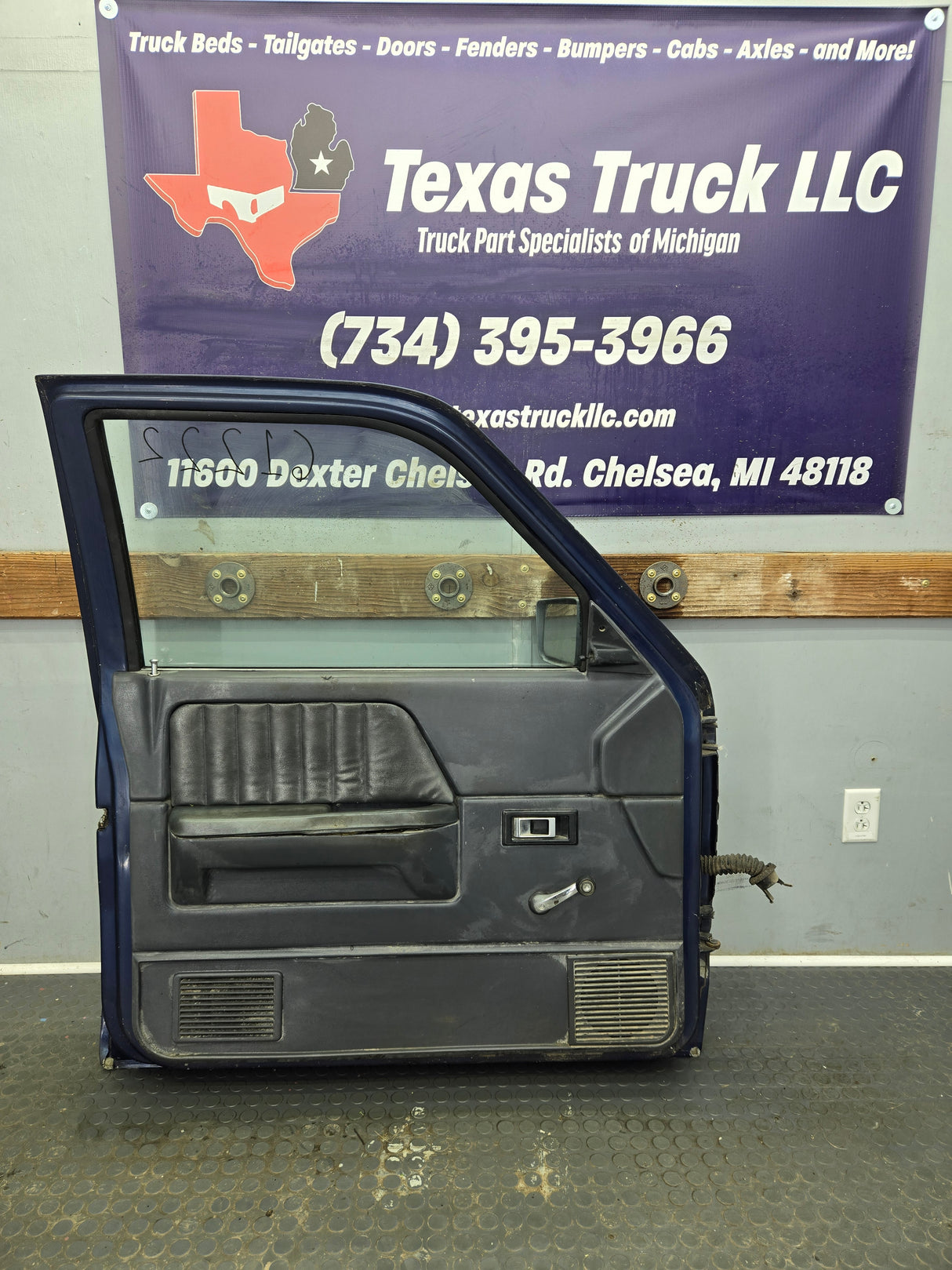 1992-1996 Dodge Dakota LH Driver Side Front Door